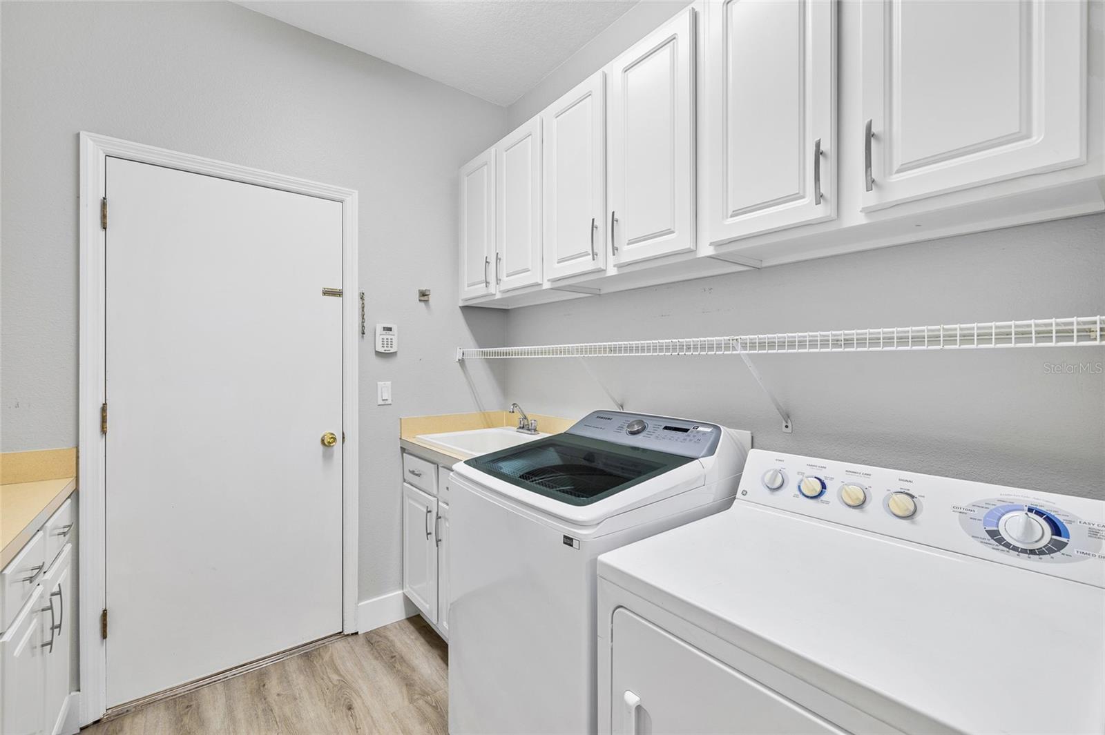 Image 43 of 62 For 5919 Jaegerglen Drive