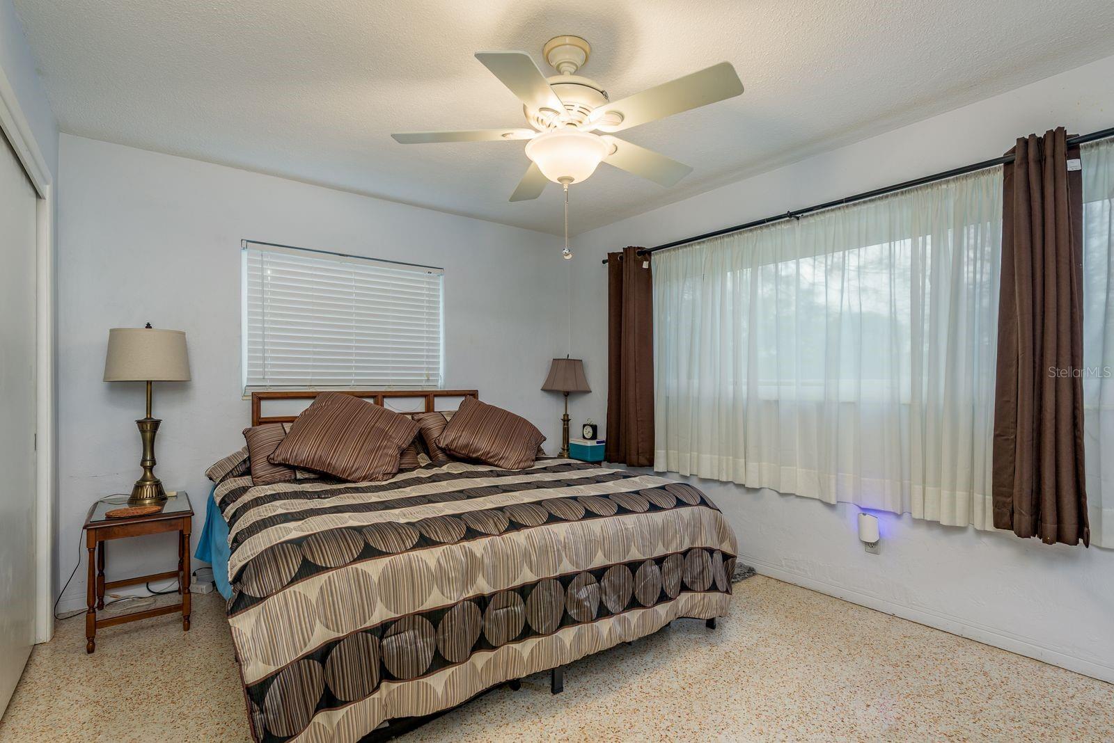 Image 25 of 50 For 6377 13th Avenue N