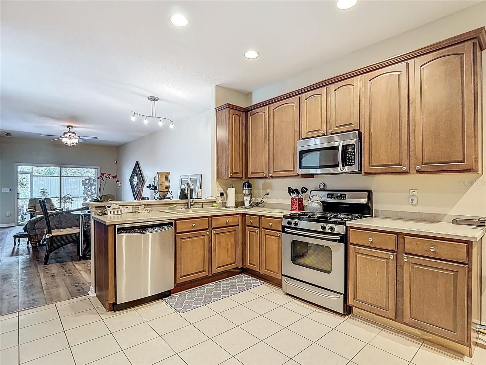 Image 2 of 48 For 31965 Stillmeadow Drive