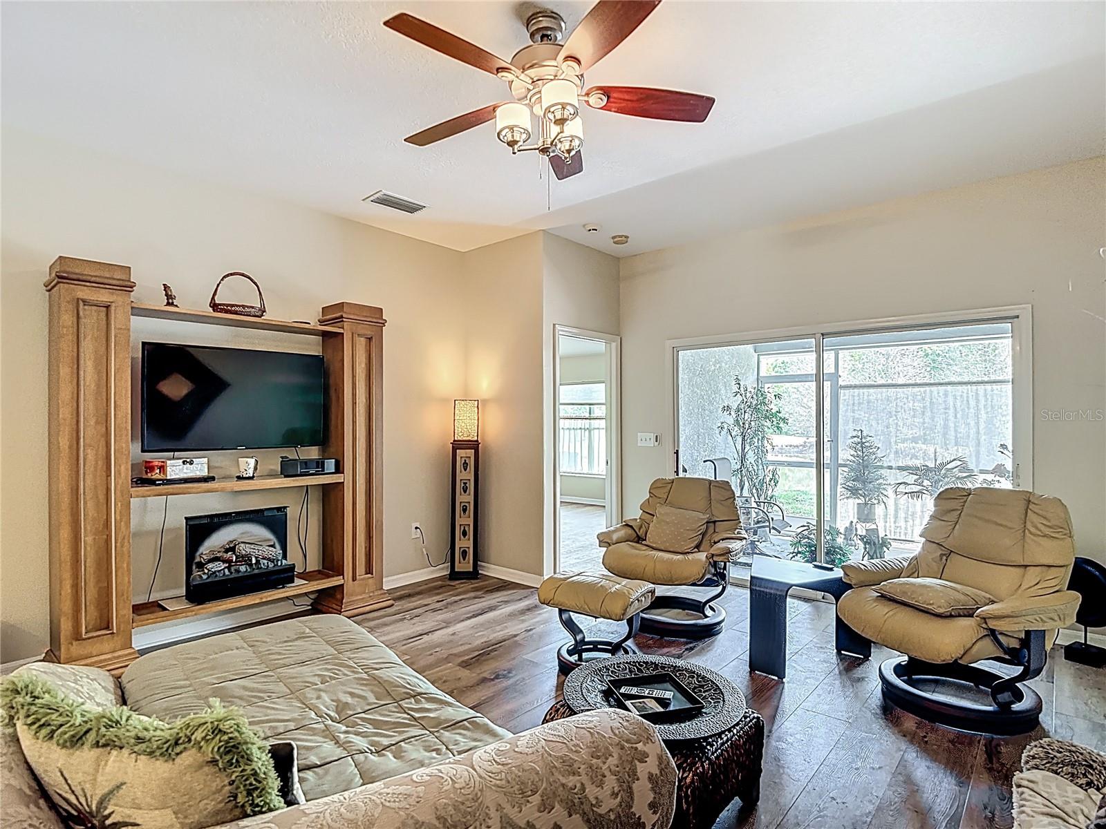 Image 24 of 48 For 31965 Stillmeadow Drive