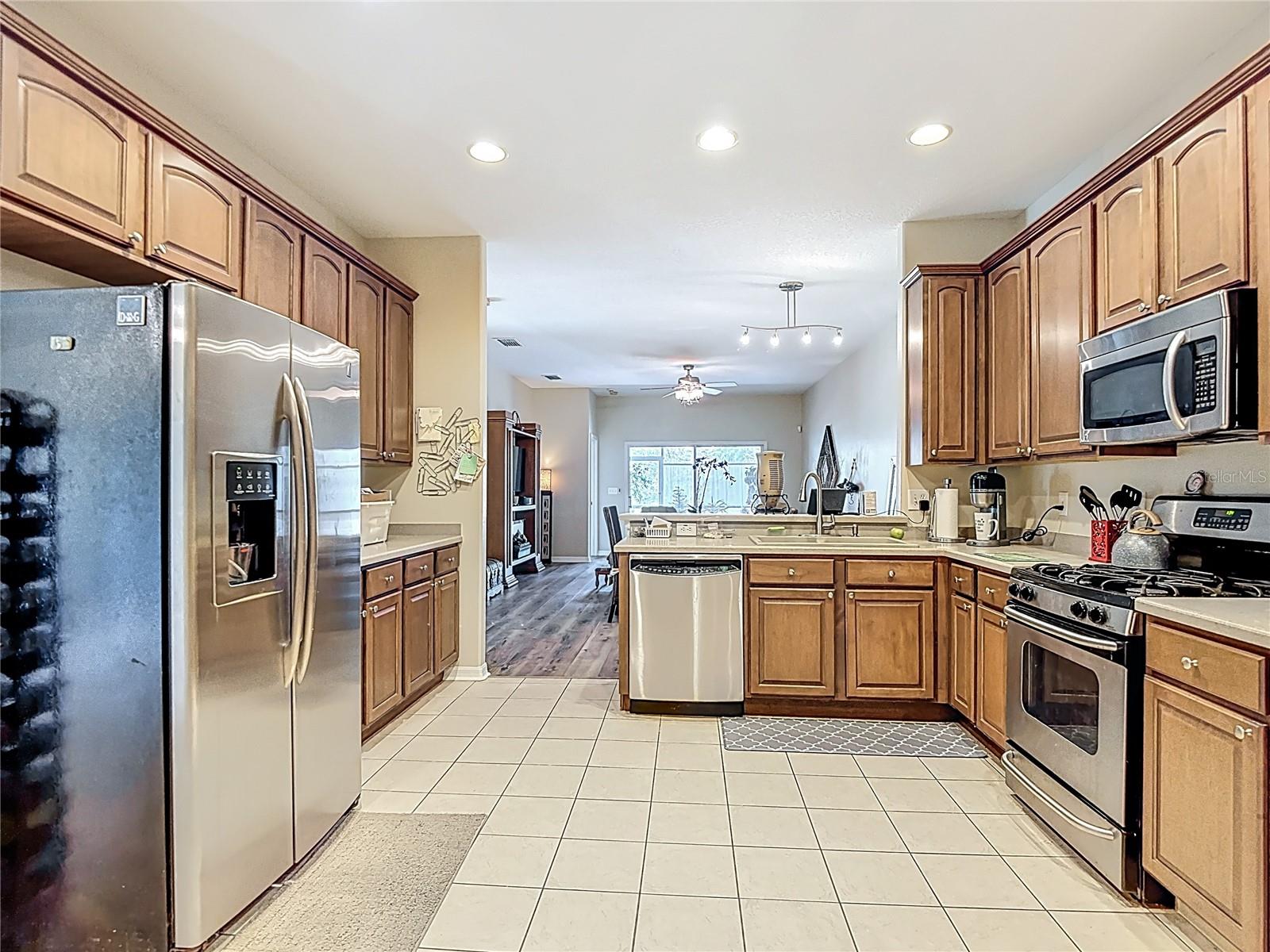 Image 3 of 48 For 31965 Stillmeadow Drive