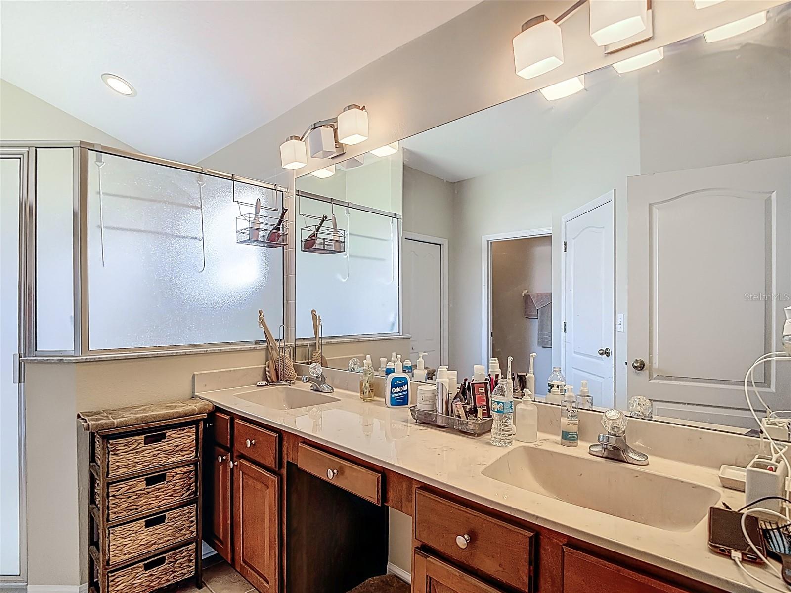 Image 34 of 48 For 31965 Stillmeadow Drive