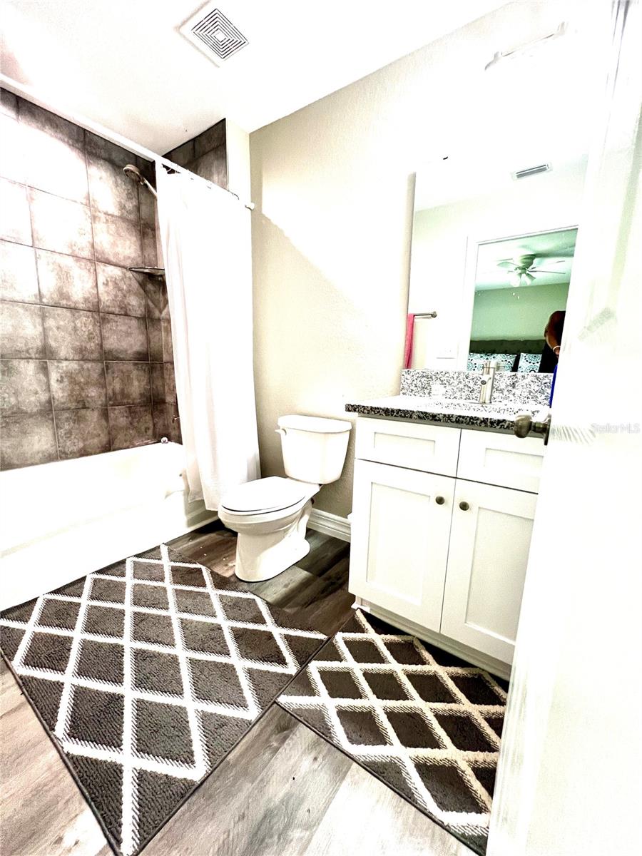 Image 14 of 18 For 705 Gilmore Avenue