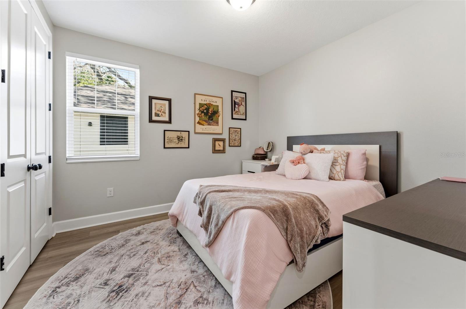 Image 11 of 49 For 3414 Riverview Drive