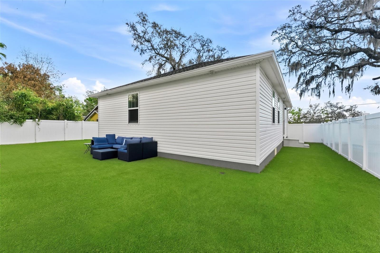 Image 41 of 49 For 3414 Riverview Drive