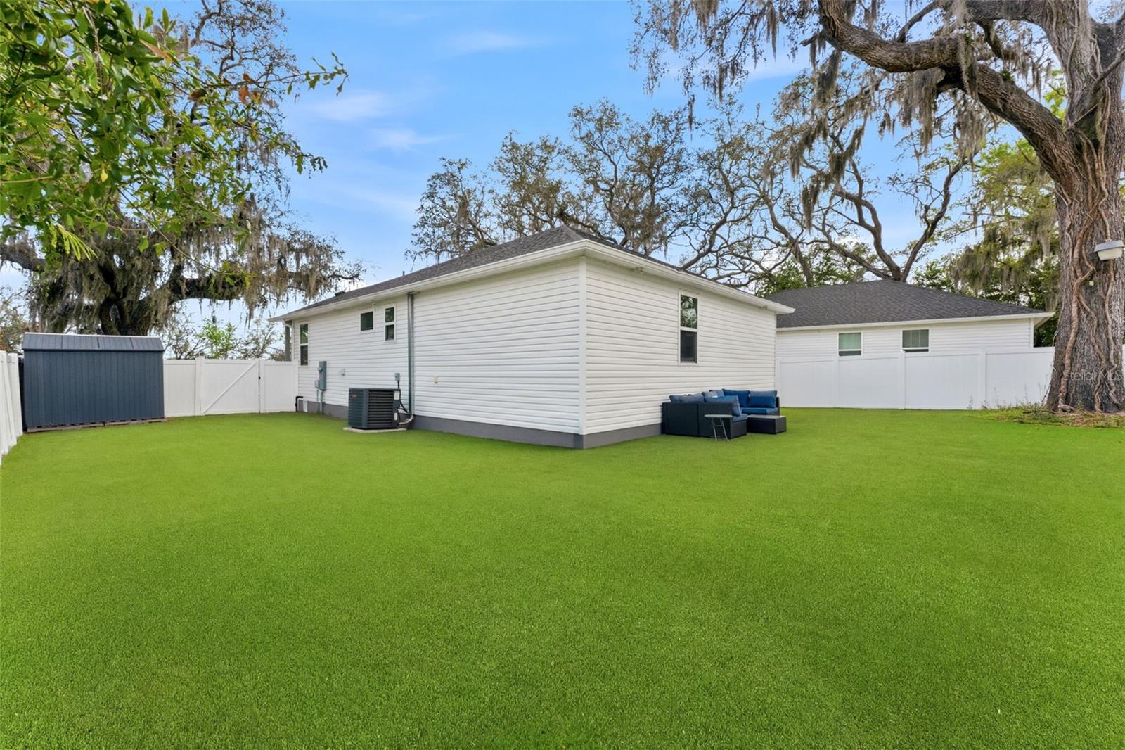 Image 42 of 49 For 3414 Riverview Drive