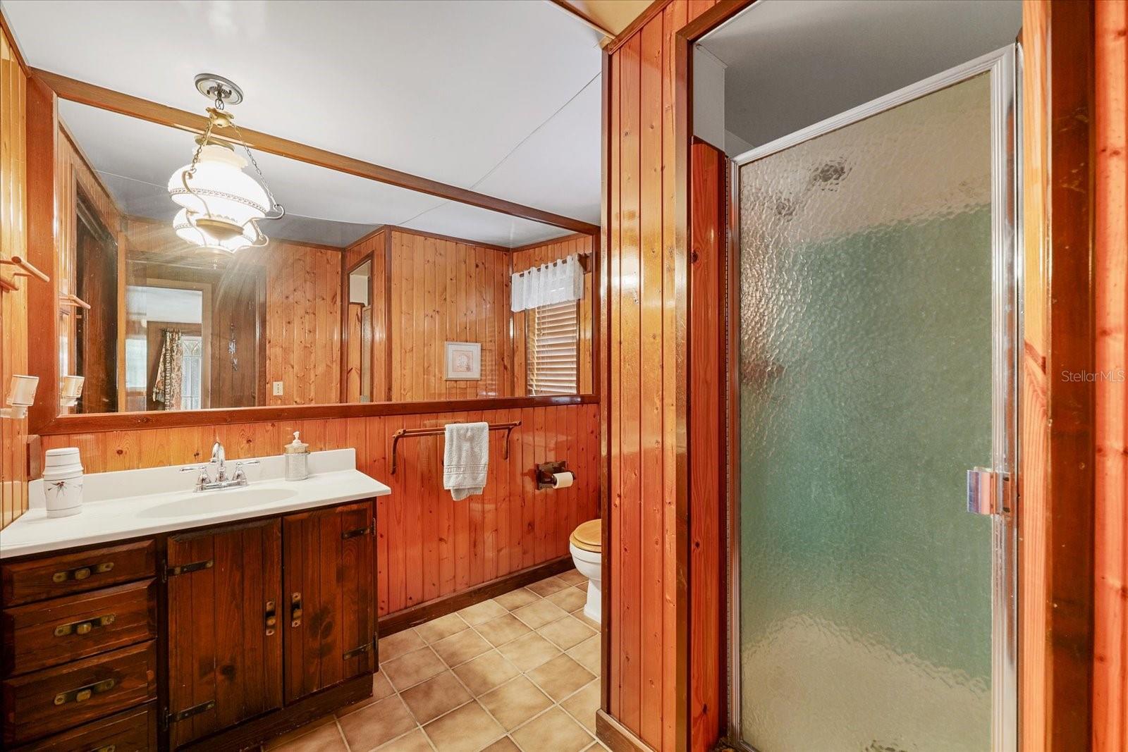 Image 14 of 43 For 1488 Laconia Drive E