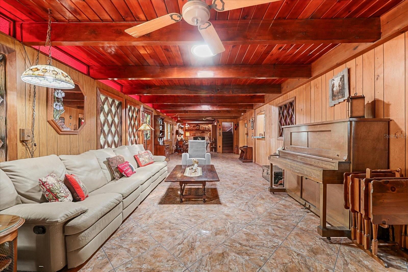 Image 30 of 43 For 1488 Laconia Drive E