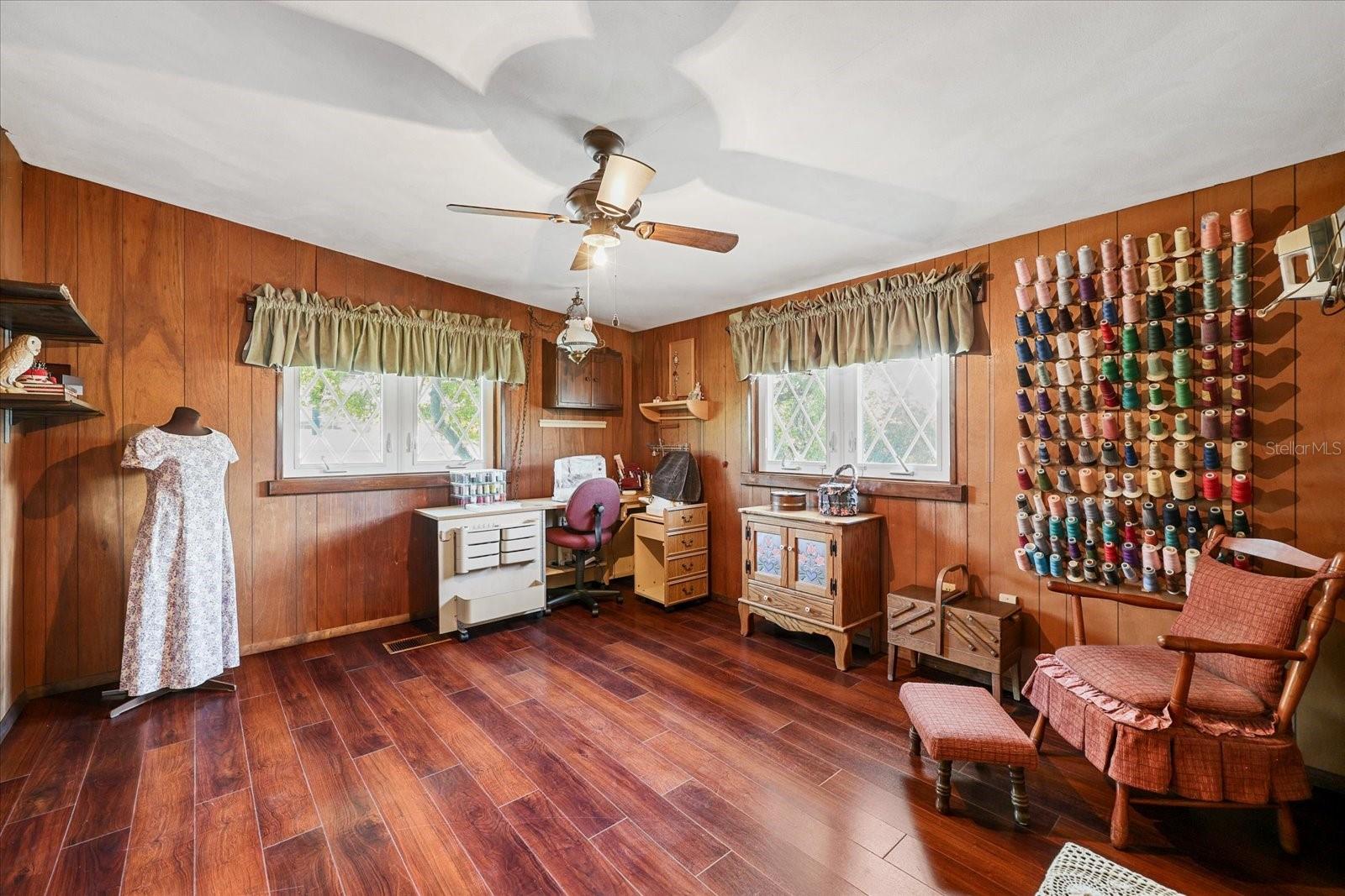 Image 39 of 43 For 1488 Laconia Drive E