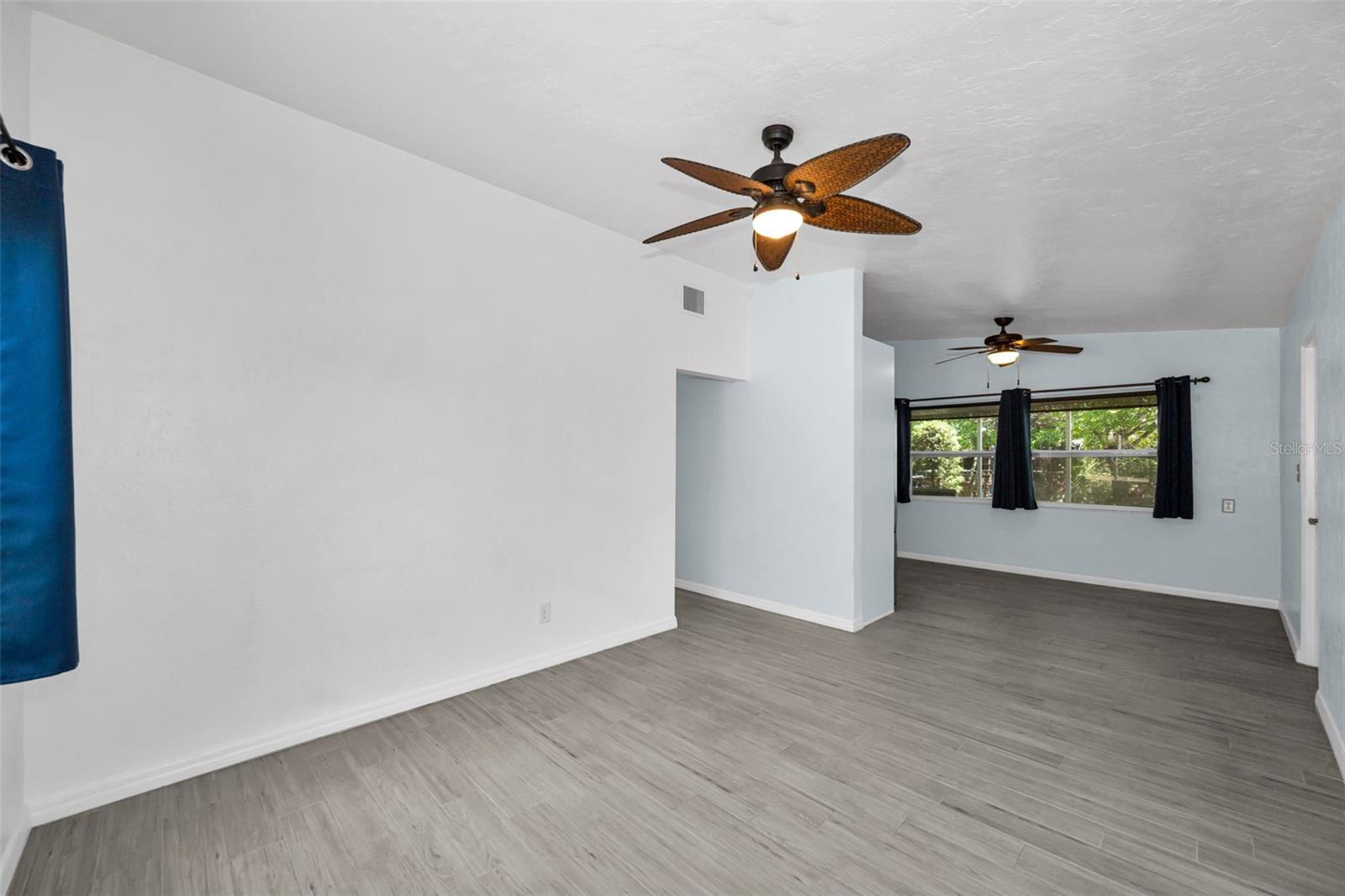 Listing photo id 7 for 5901 10th Street N