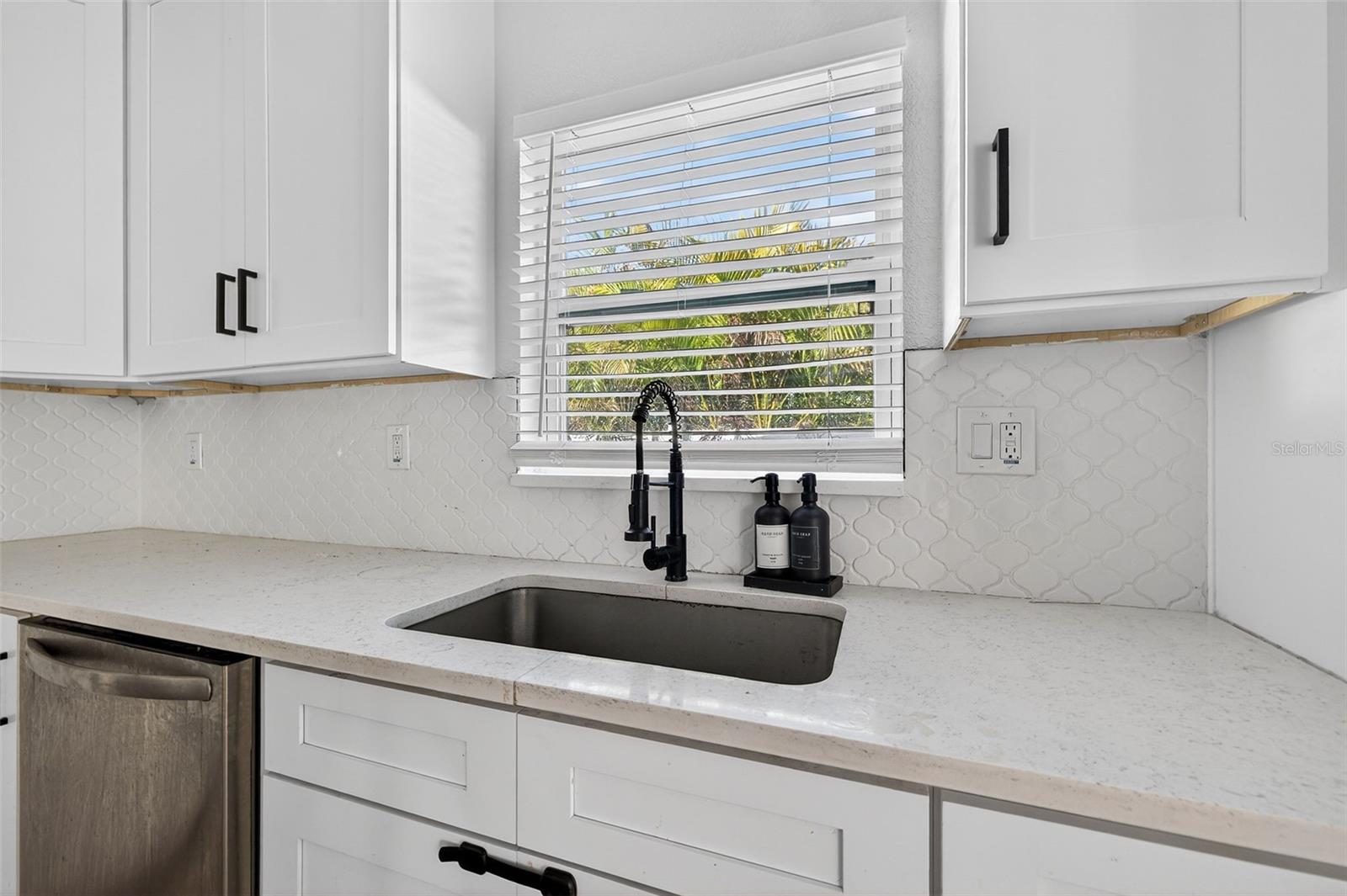 Image 10 of 30 For 4618 Pearl Avenue