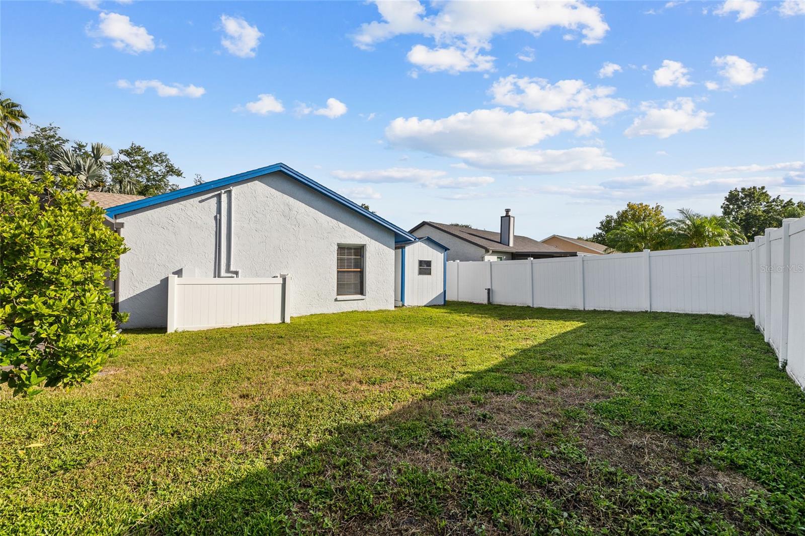 Image 32 of 34 For 6713 Leeward Isle Way