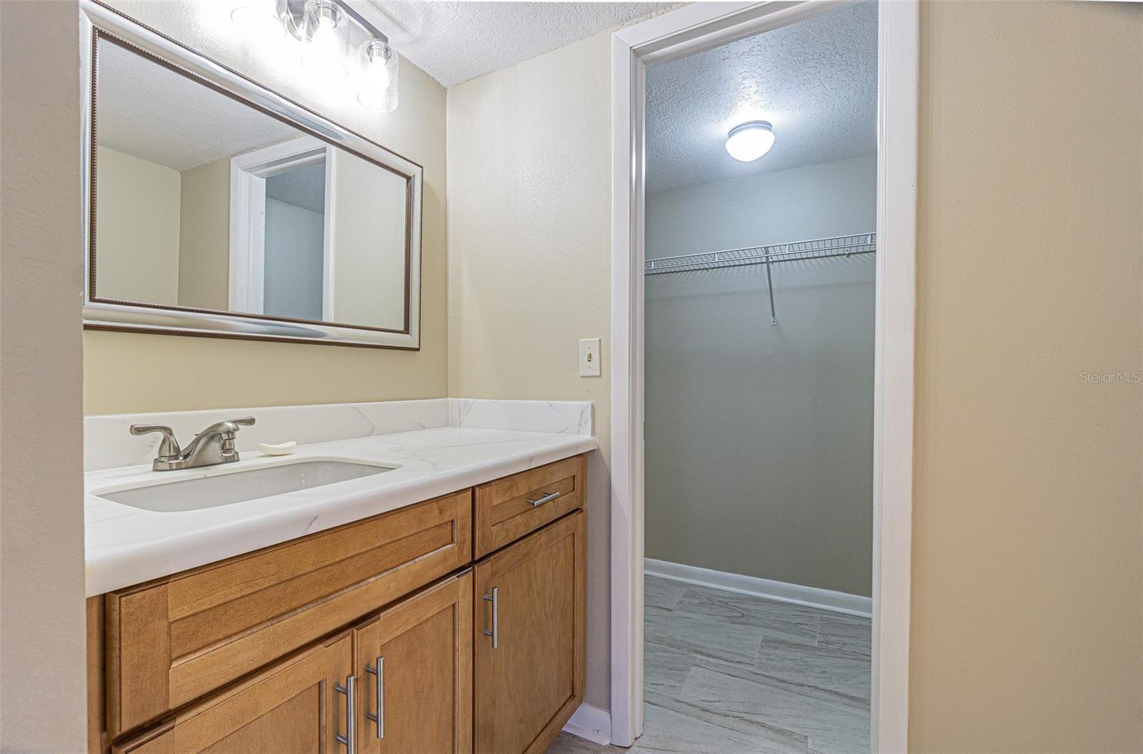 Image 13 of 27 For 11201 122nd Avenue 197