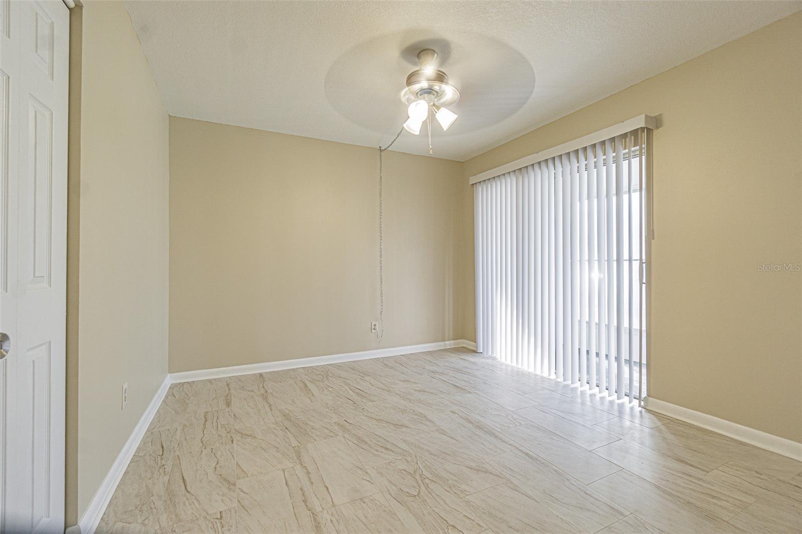 Image 16 of 27 For 11201 122nd Avenue 197