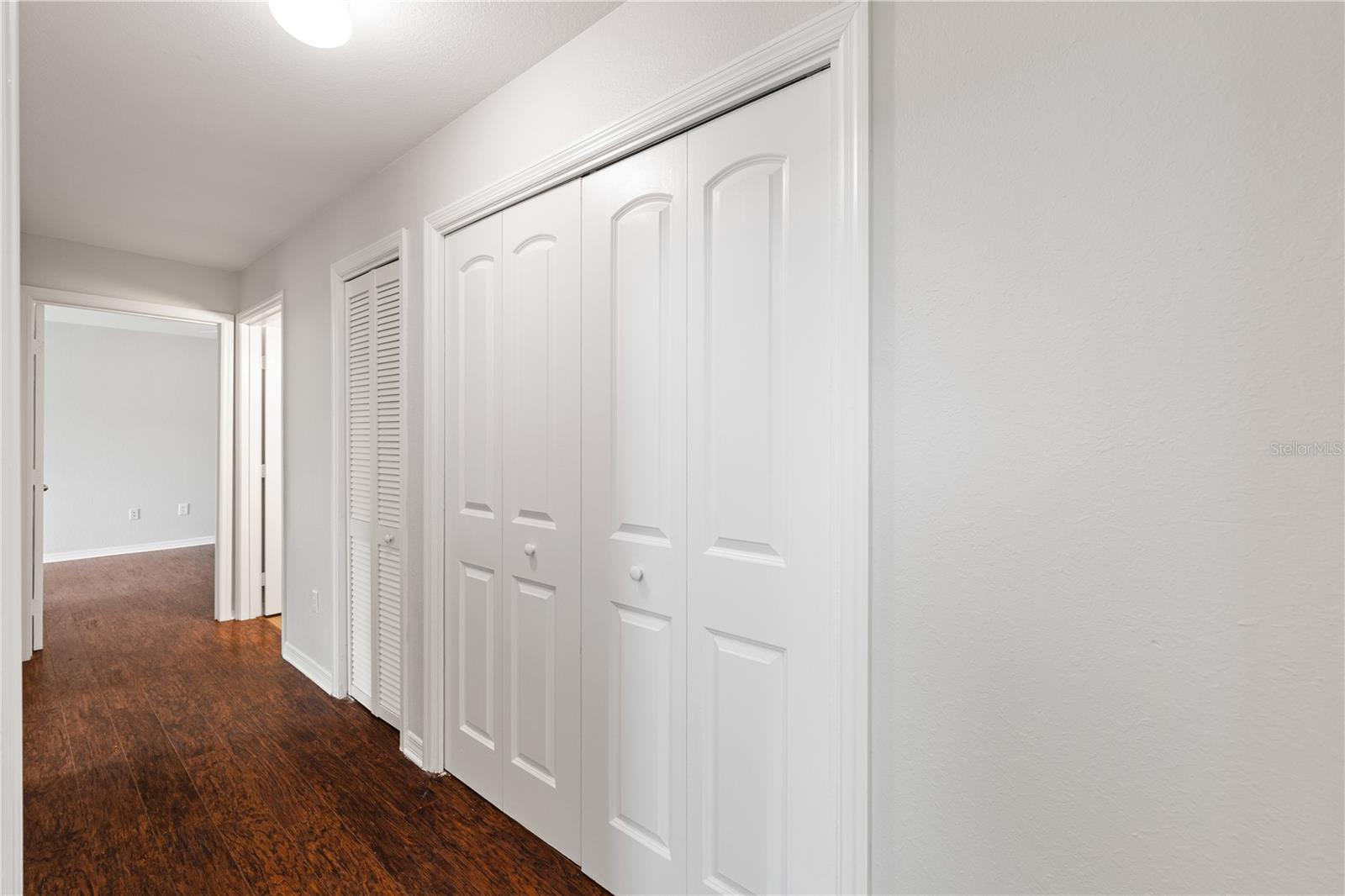 Image 20 of 38 For 9412 Lake Chase Island Way 9412