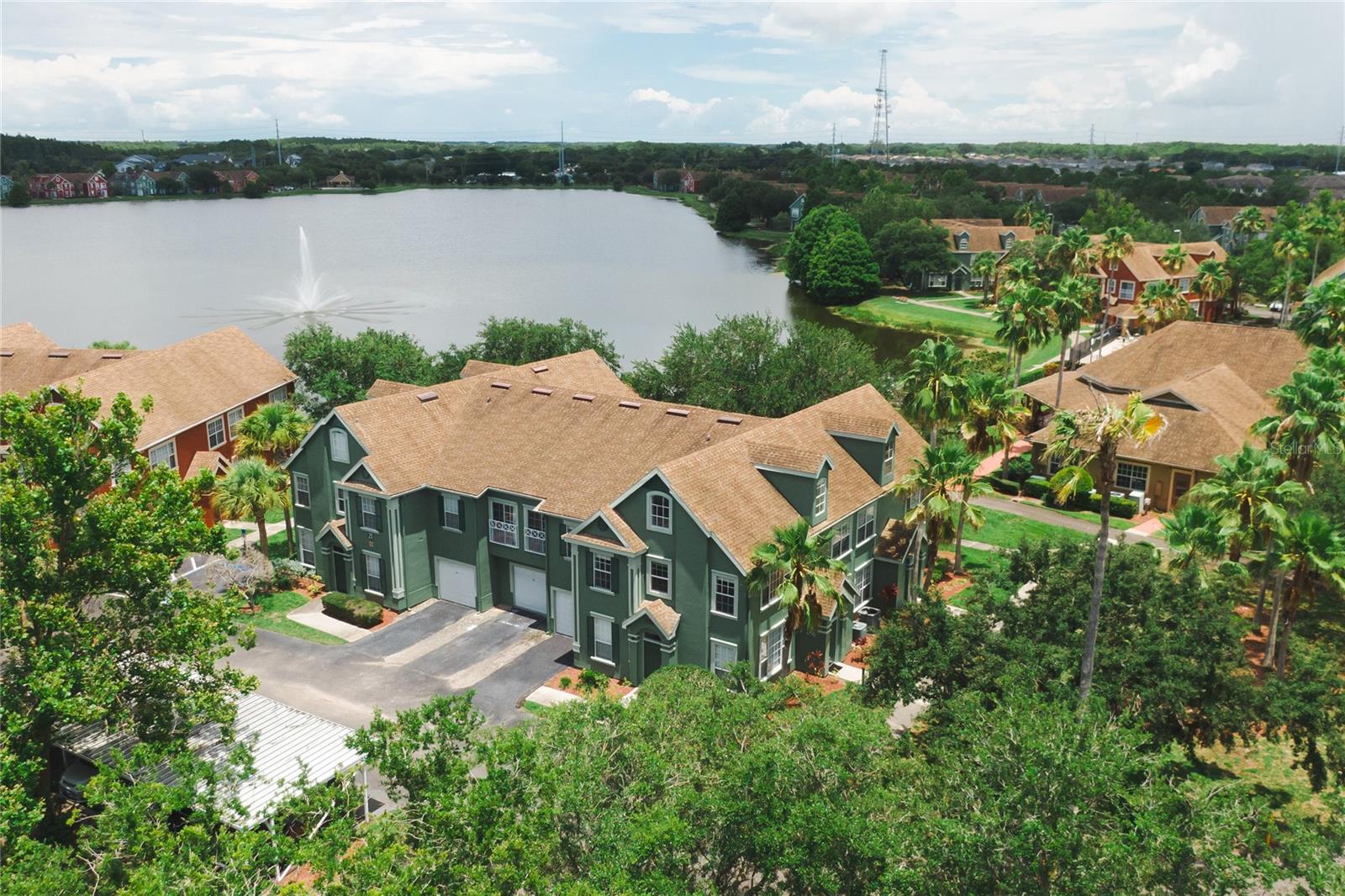 Image 28 of 38 For 9412 Lake Chase Island Way 9412