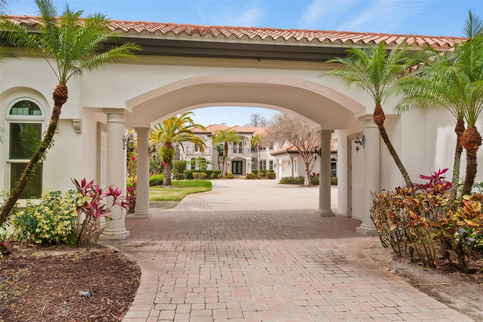 Image 5 of 100 For 8609 Dolce Vita Lane