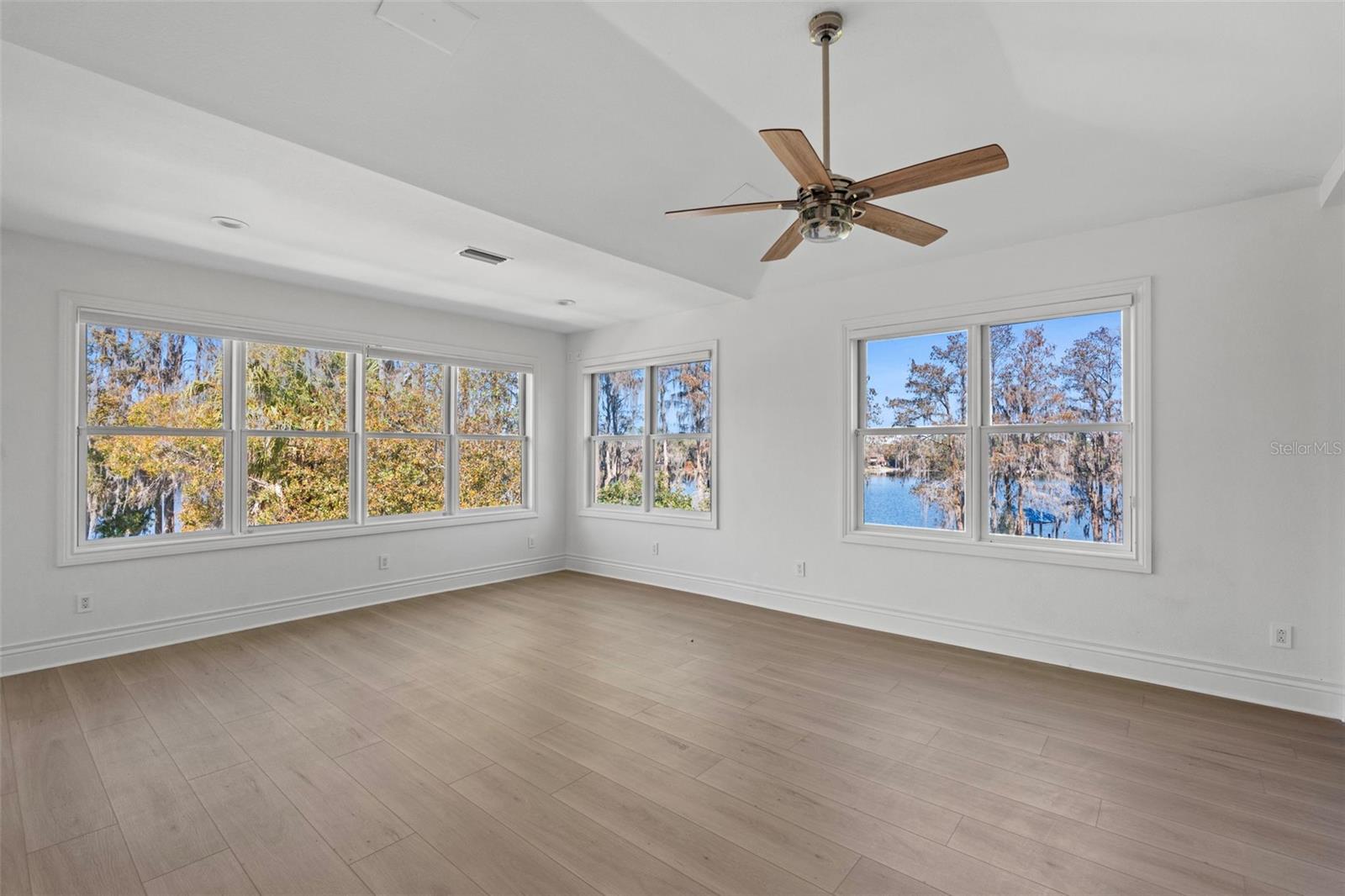 Image 59 of 100 For 8609 Dolce Vita Lane