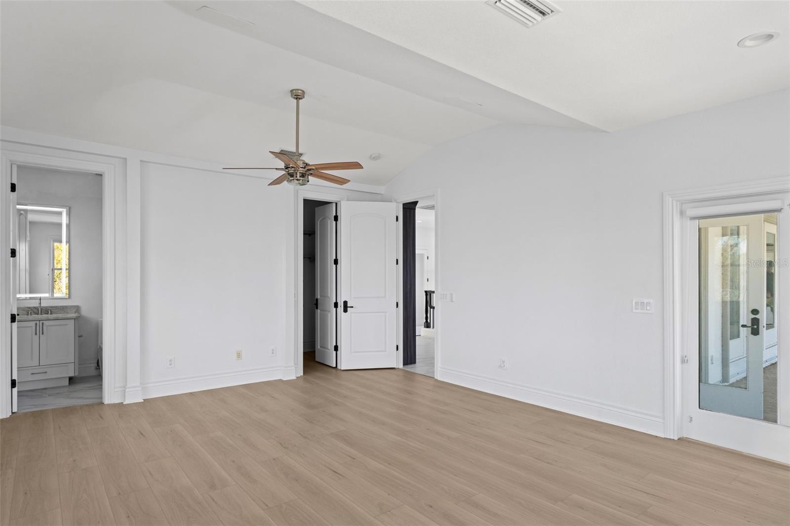 Image 61 of 100 For 8609 Dolce Vita Lane