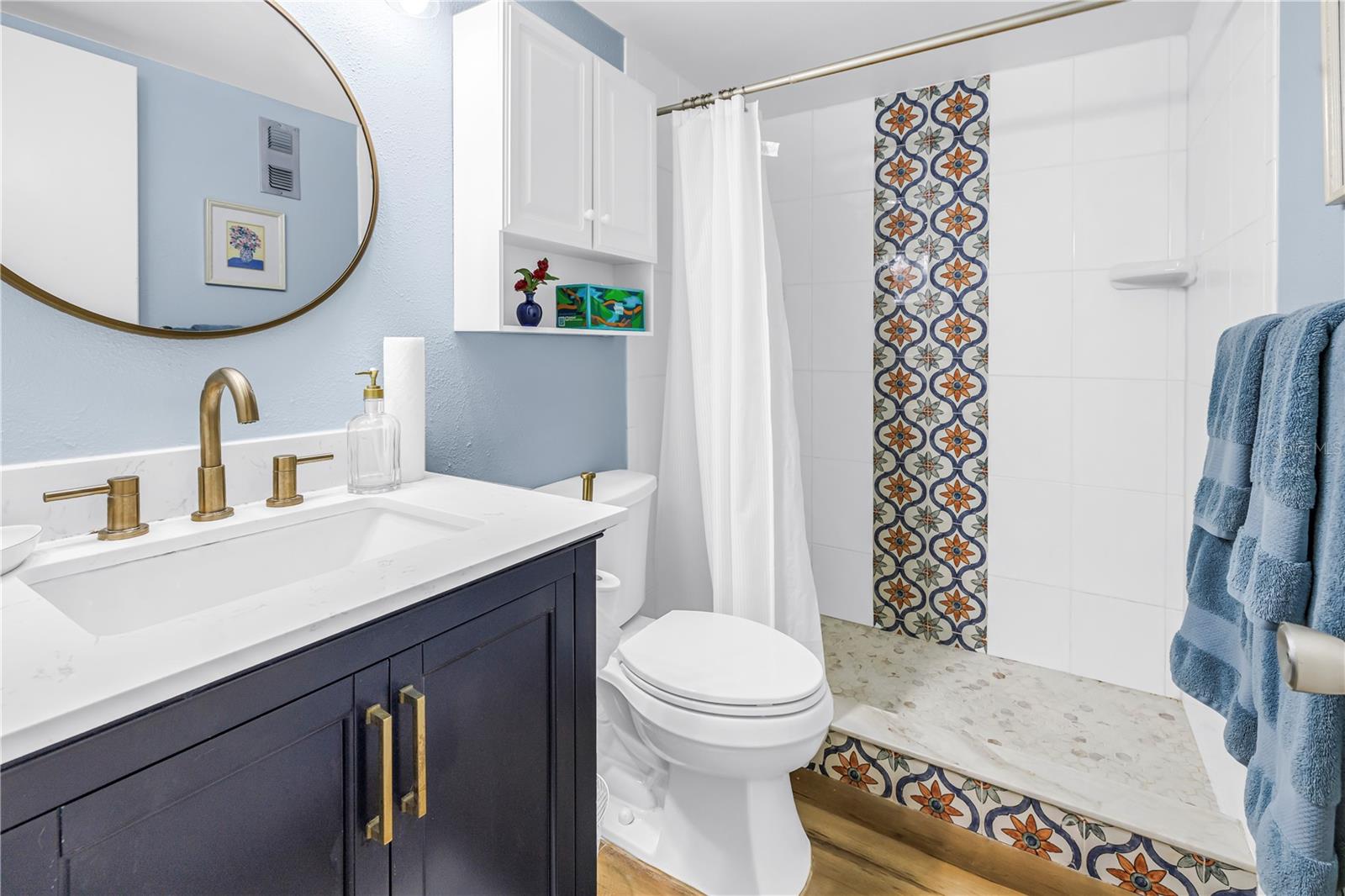 Image 16 of 30 For 7401 Bay Island Drive S 328