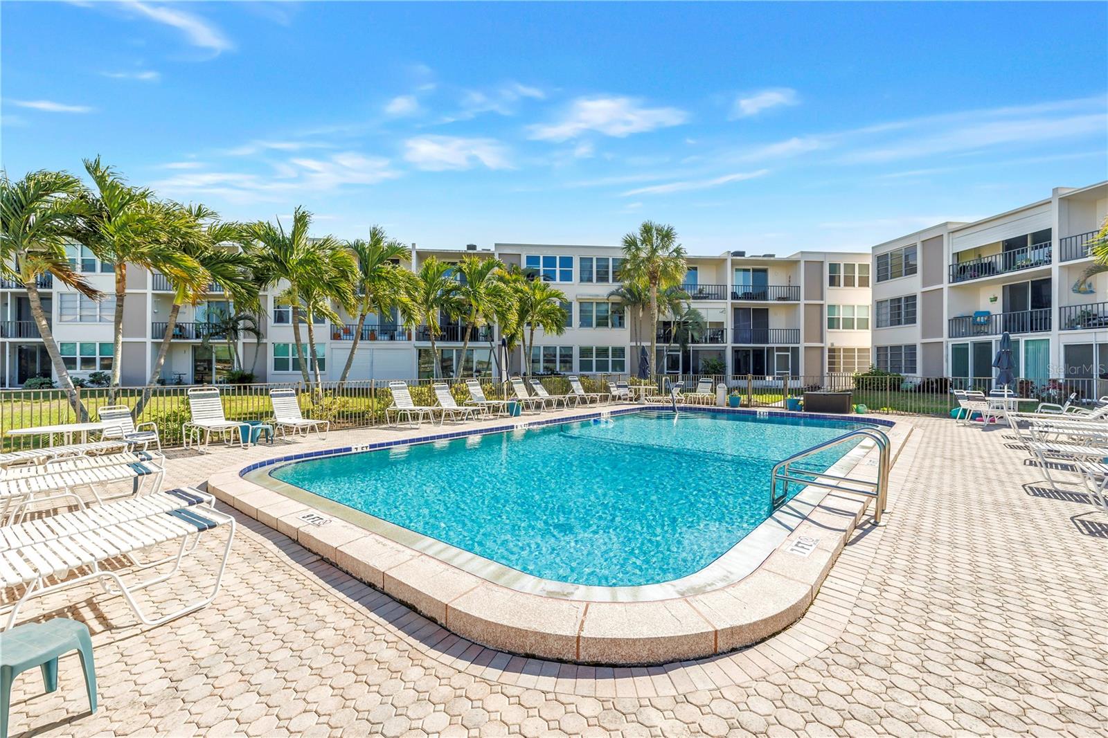 Image 25 of 30 For 7401 Bay Island Drive S 328