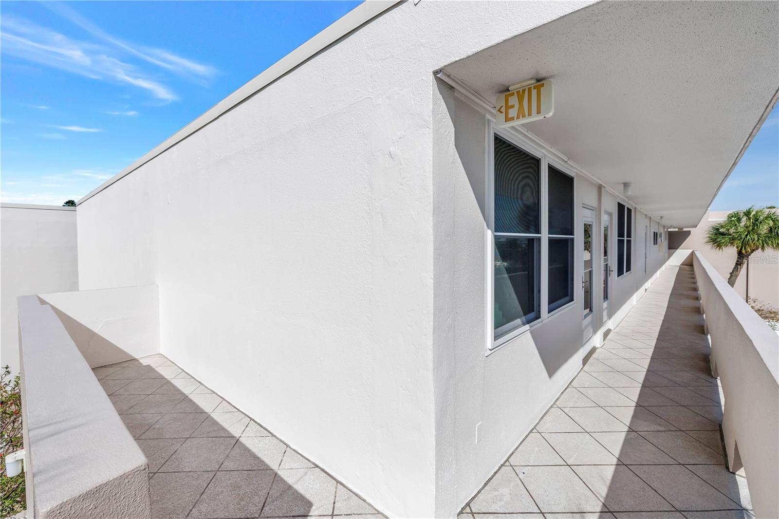 Image 5 of 30 For 7401 Bay Island Drive S 328