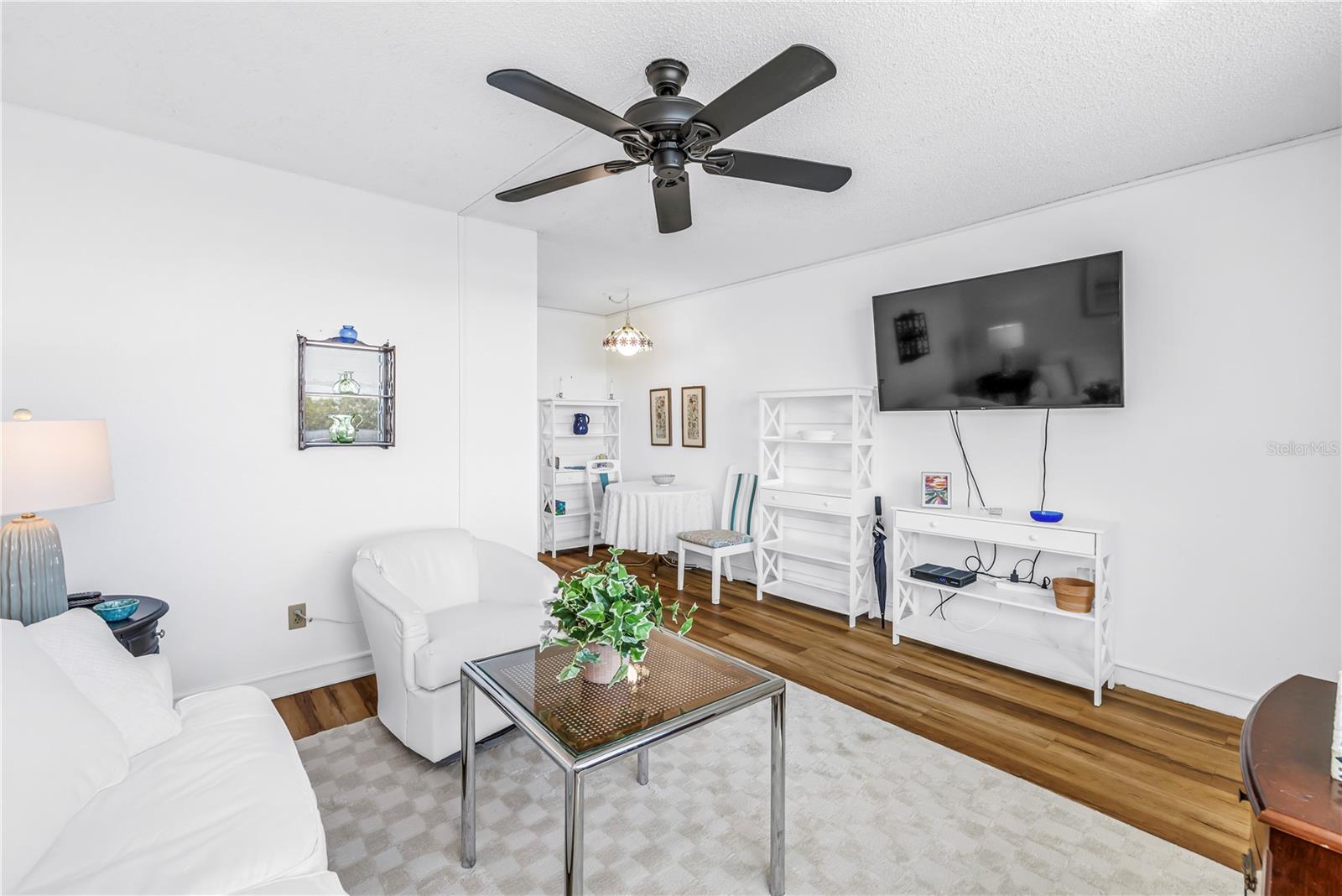 Image 7 of 30 For 7401 Bay Island Drive S 328