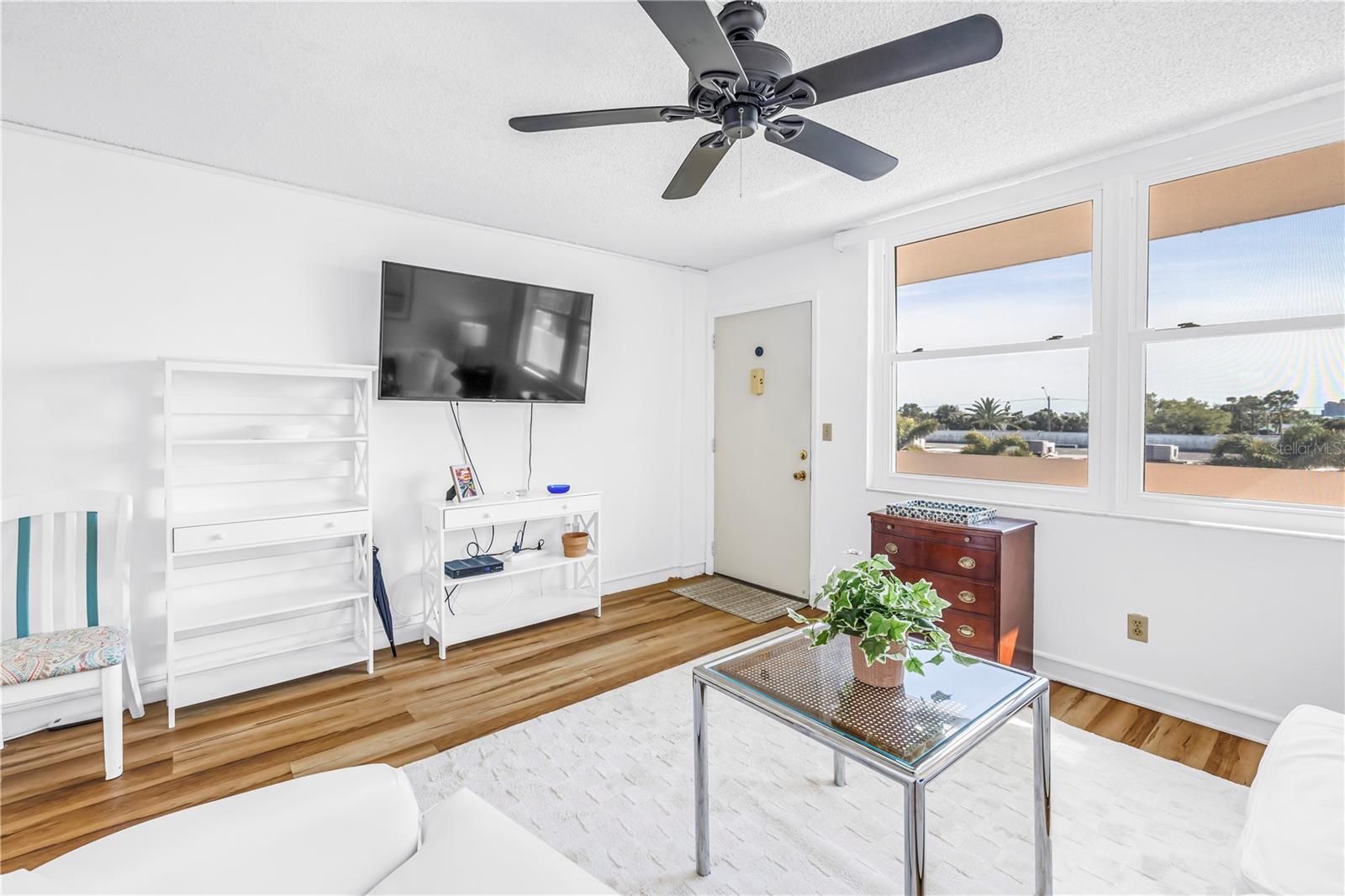 Image 8 of 30 For 7401 Bay Island Drive S 328