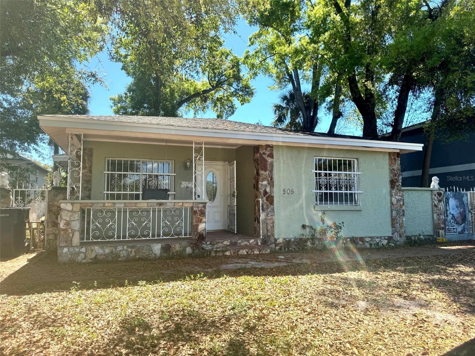 Image 2 of 50 For 505 Columbus Drive