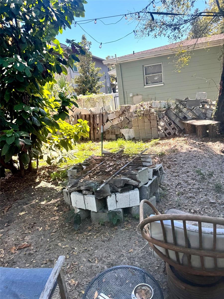 Image 36 of 50 For 505 Columbus Drive