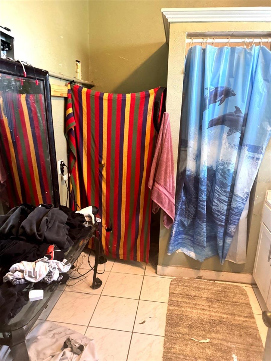 Image 44 of 50 For 505 Columbus Drive