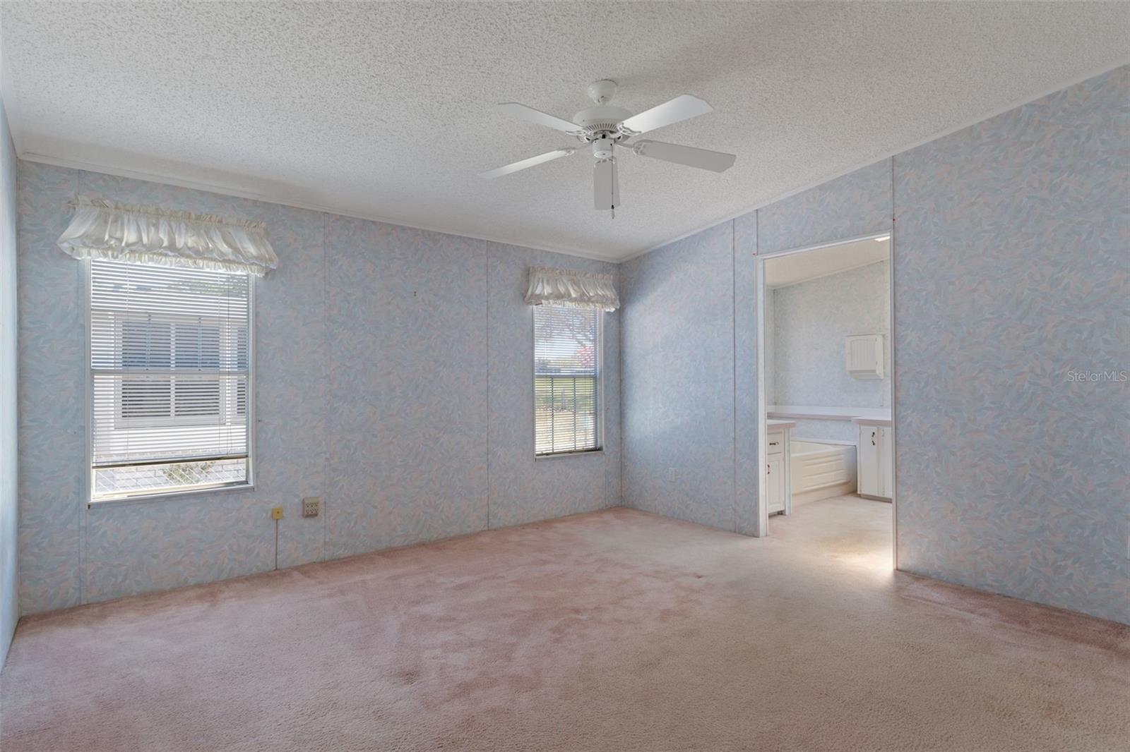 Image 16 of 36 For 7482 Dinsmore Street