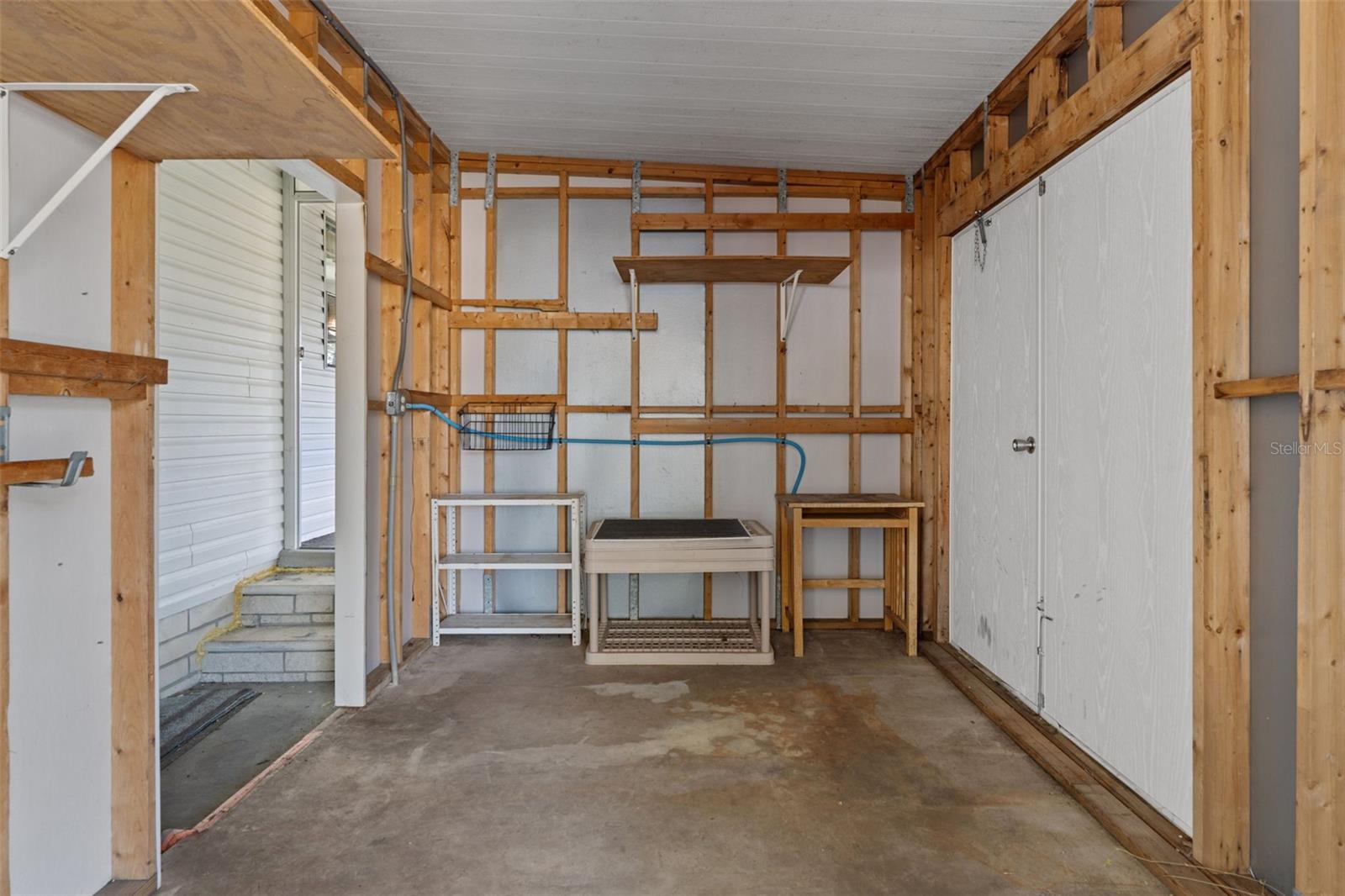 Image 29 of 36 For 7482 Dinsmore Street