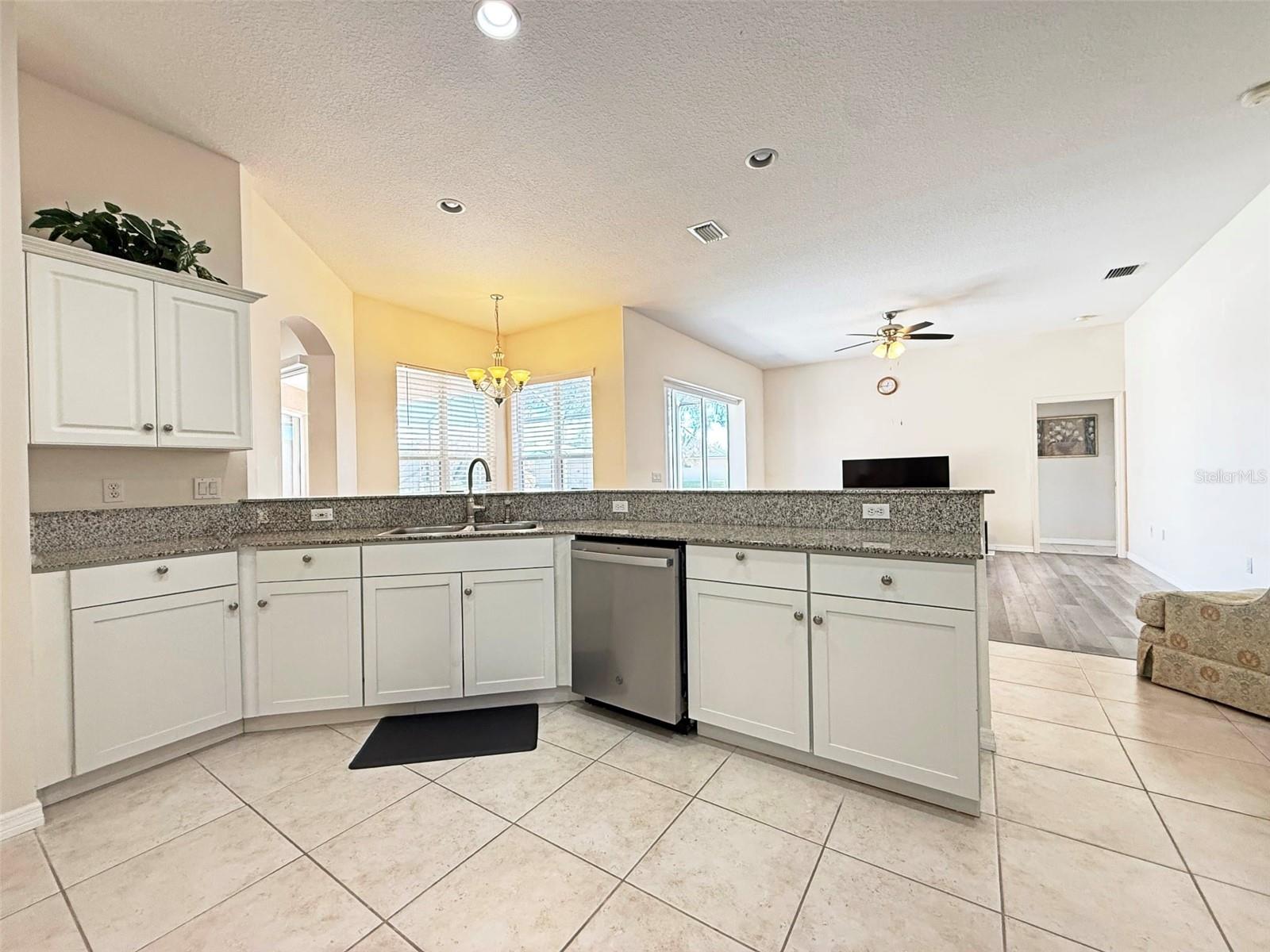 Image 18 of 42 For 9011 Province Street