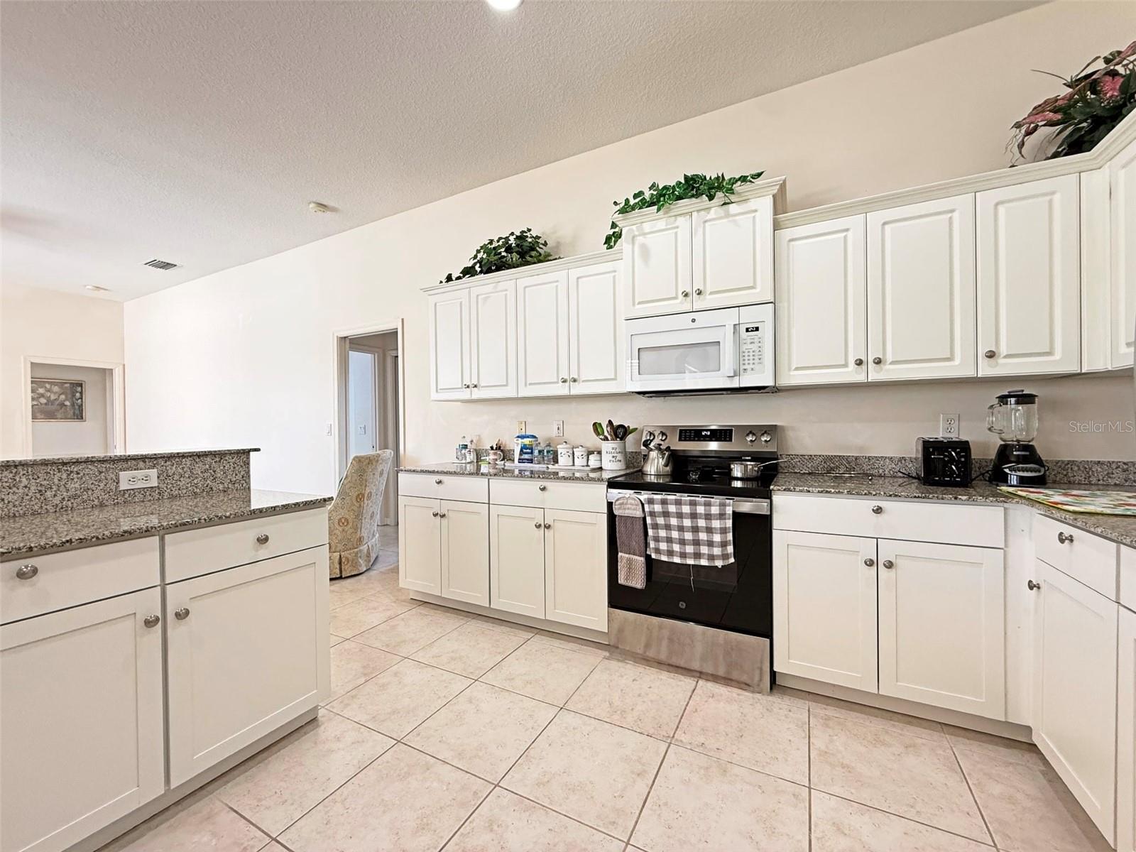 Image 20 of 42 For 9011 Province Street