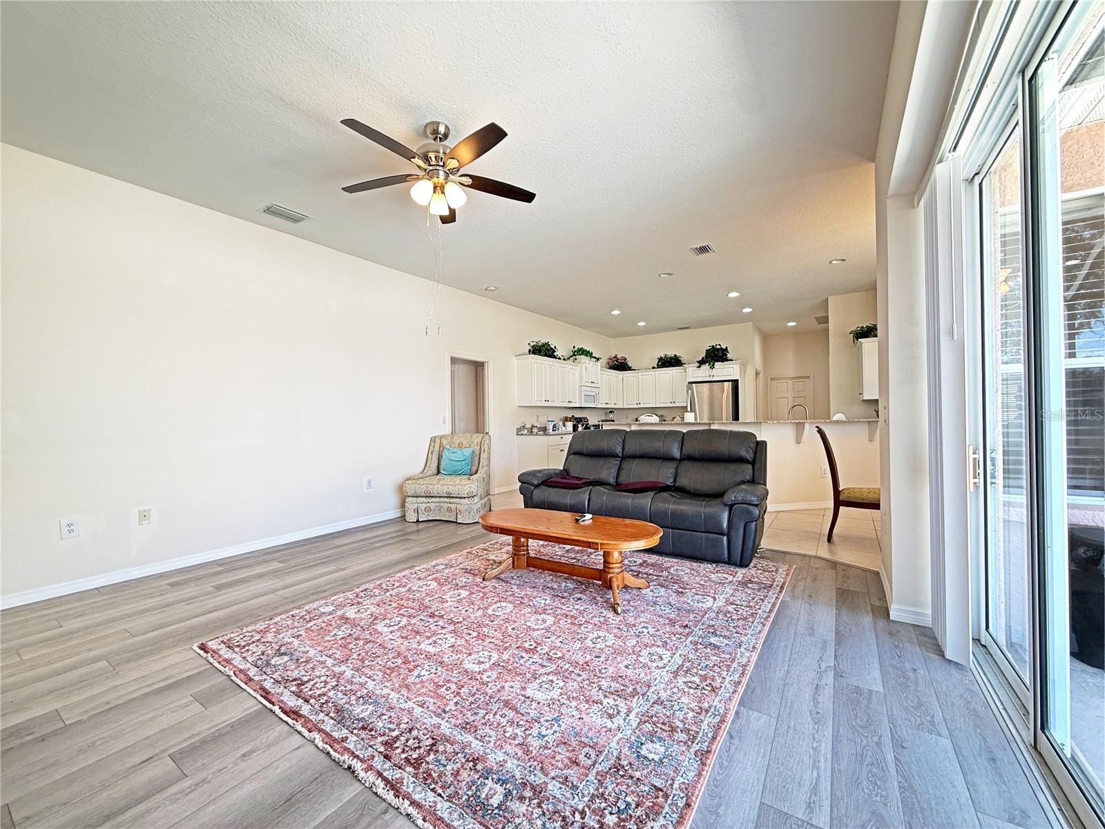 Image 25 of 42 For 9011 Province Street