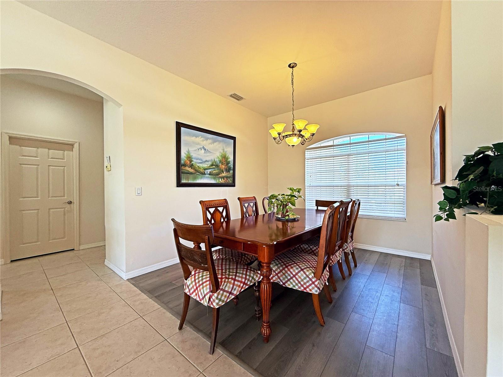 Image 6 of 42 For 9011 Province Street