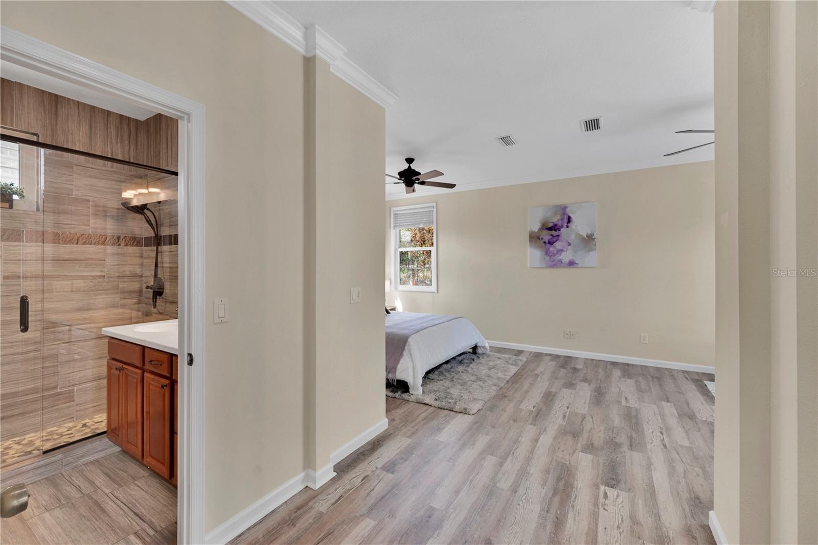 Image 18 of 42 For 1717 Bermuda Court