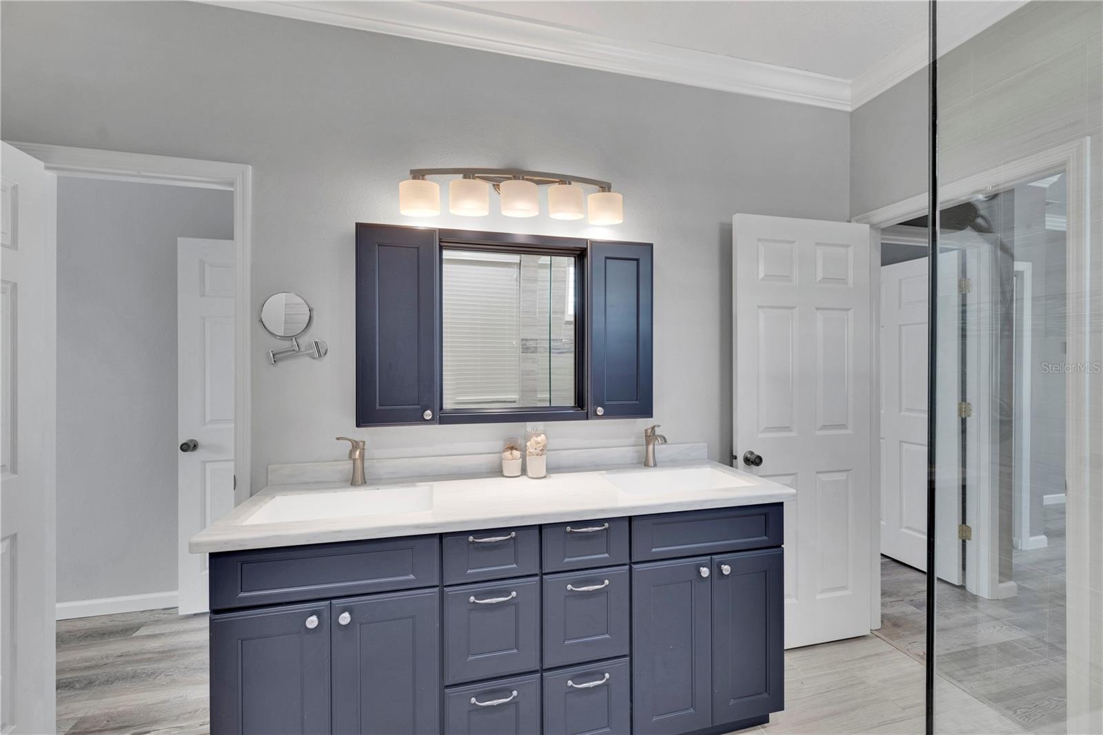 Image 25 of 42 For 1717 Bermuda Court