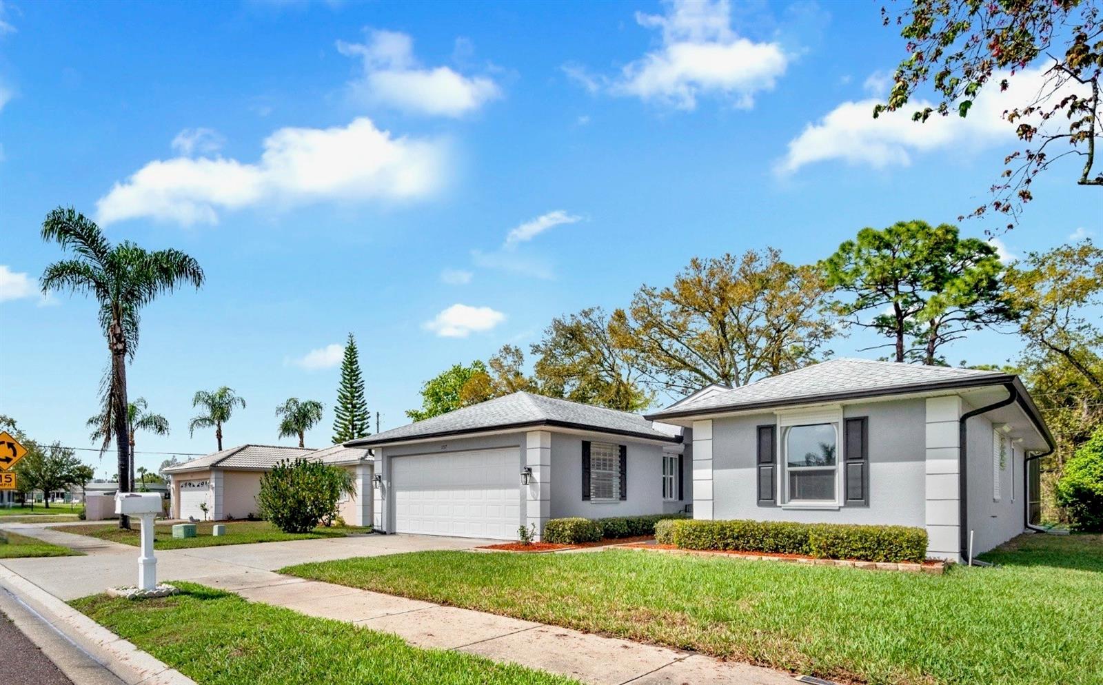 Image 35 of 42 For 1717 Bermuda Court