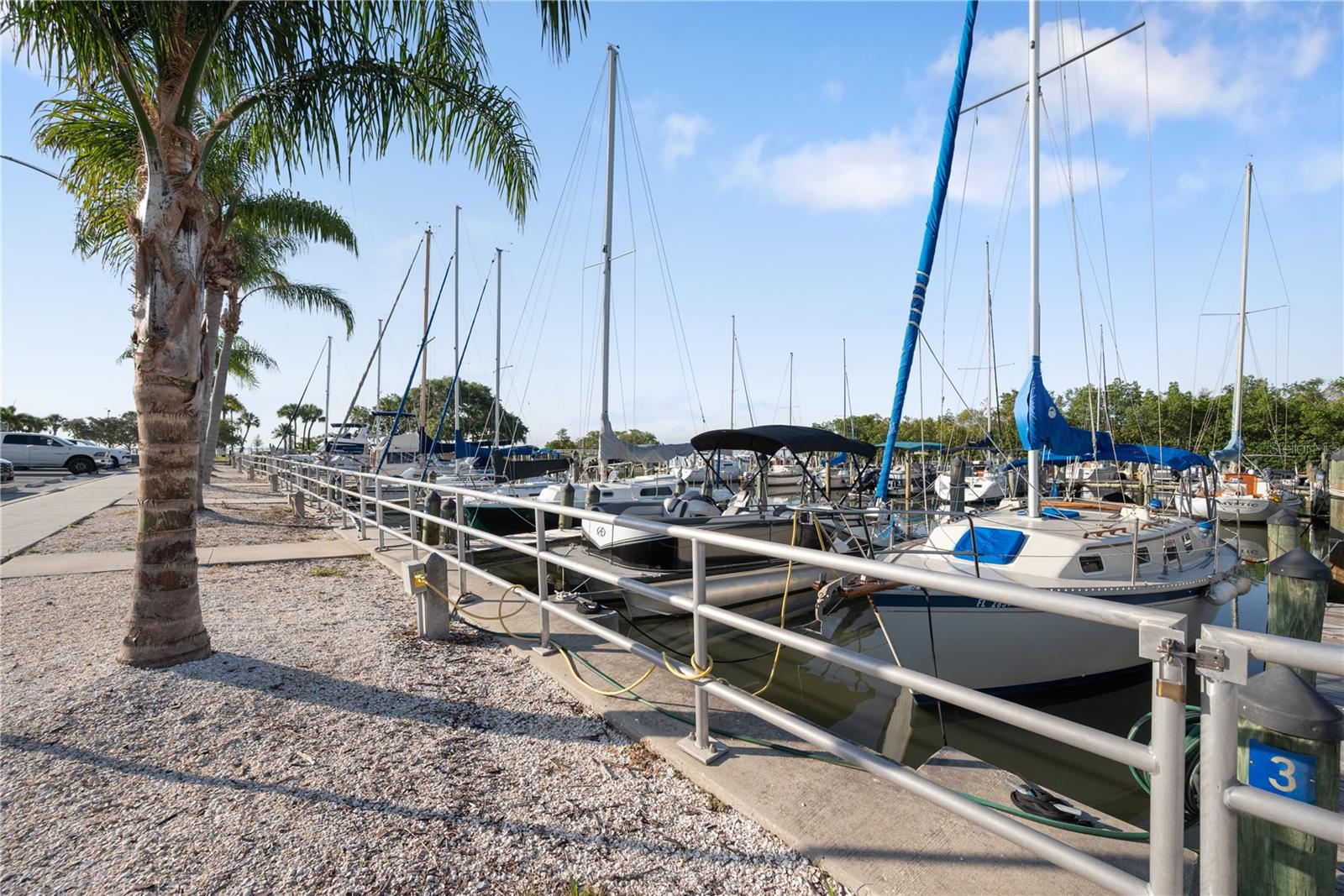 Image 40 of 42 For 1717 Bermuda Court