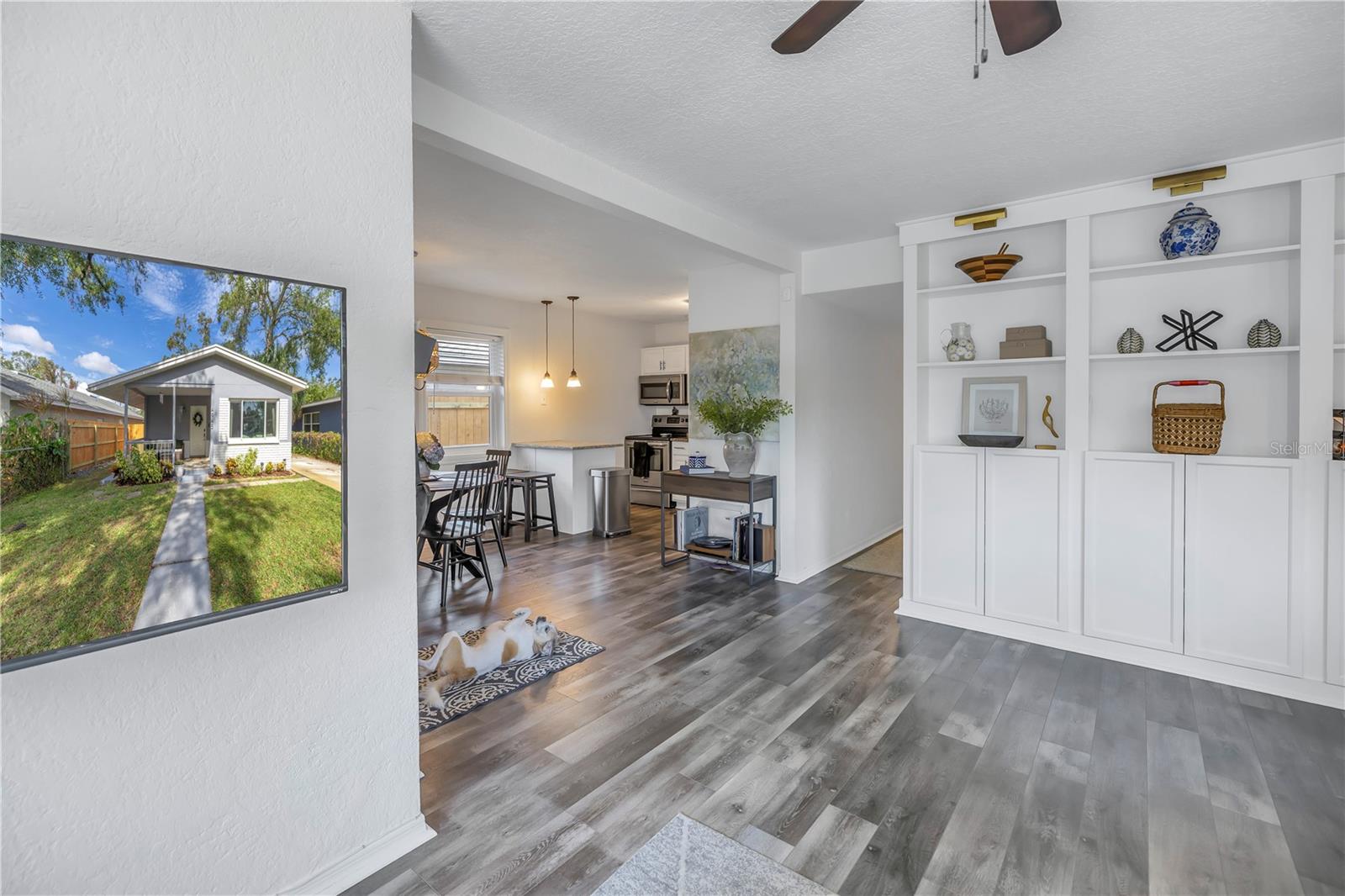 Image 4 of 45 For 4945 34th Avenue N