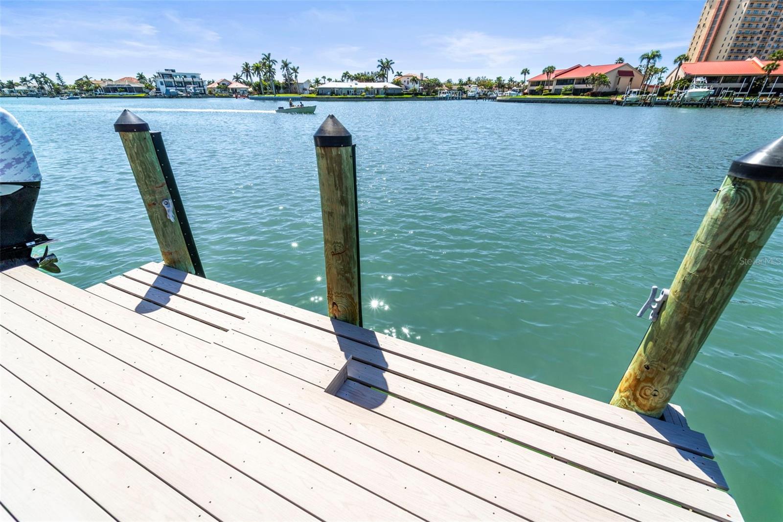 Image 51 of 62 For 19 Bayfront Court S