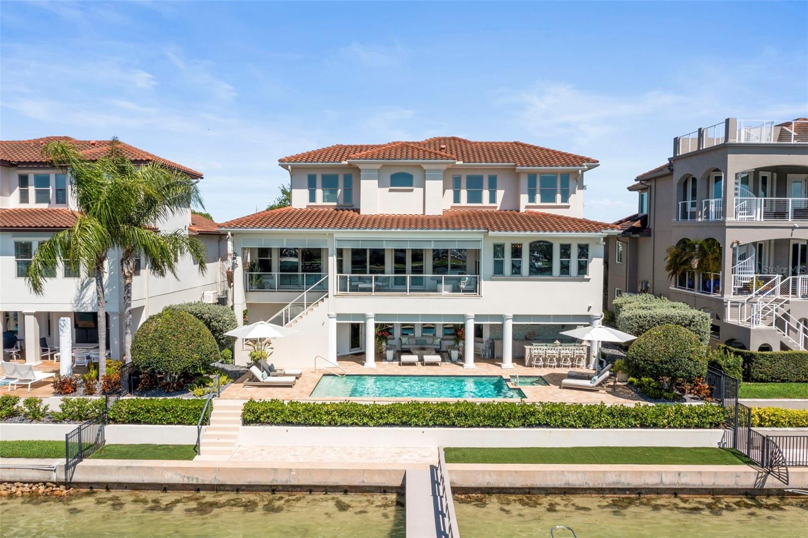 Image 53 of 62 For 19 Bayfront Court S