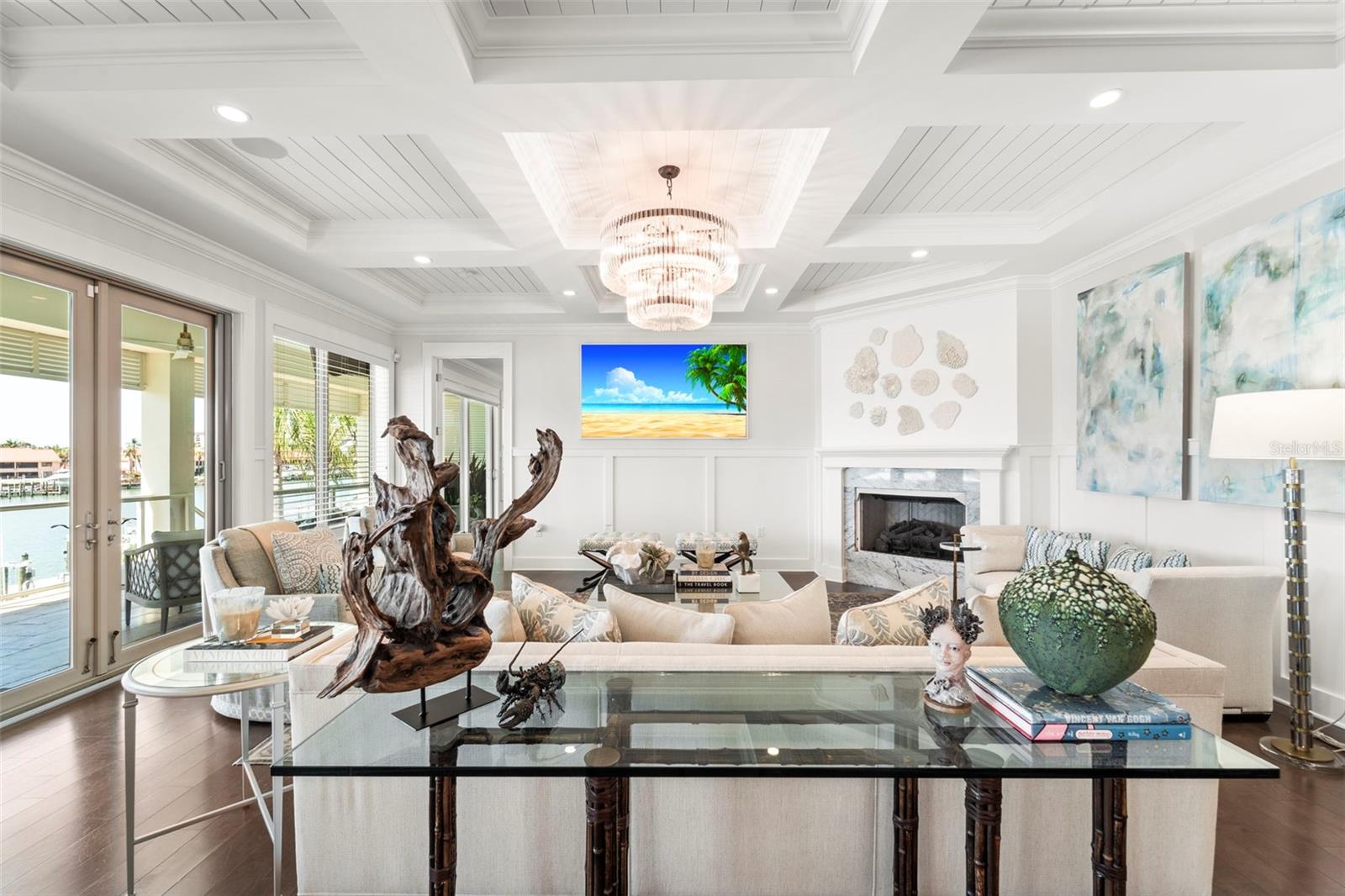 Image 6 of 62 For 19 Bayfront Court S