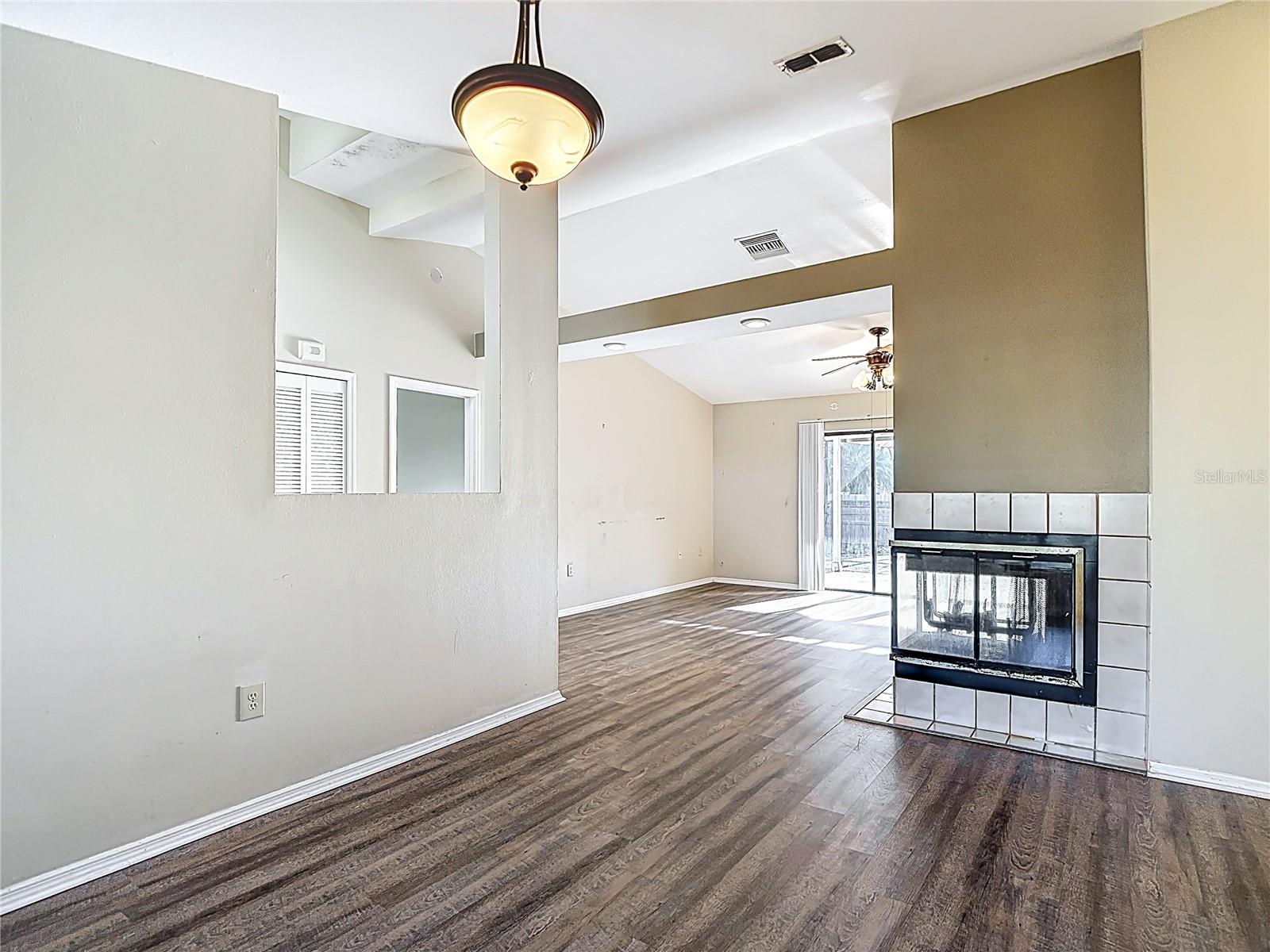 Image 14 of 61 For 1040 Sawyers Court