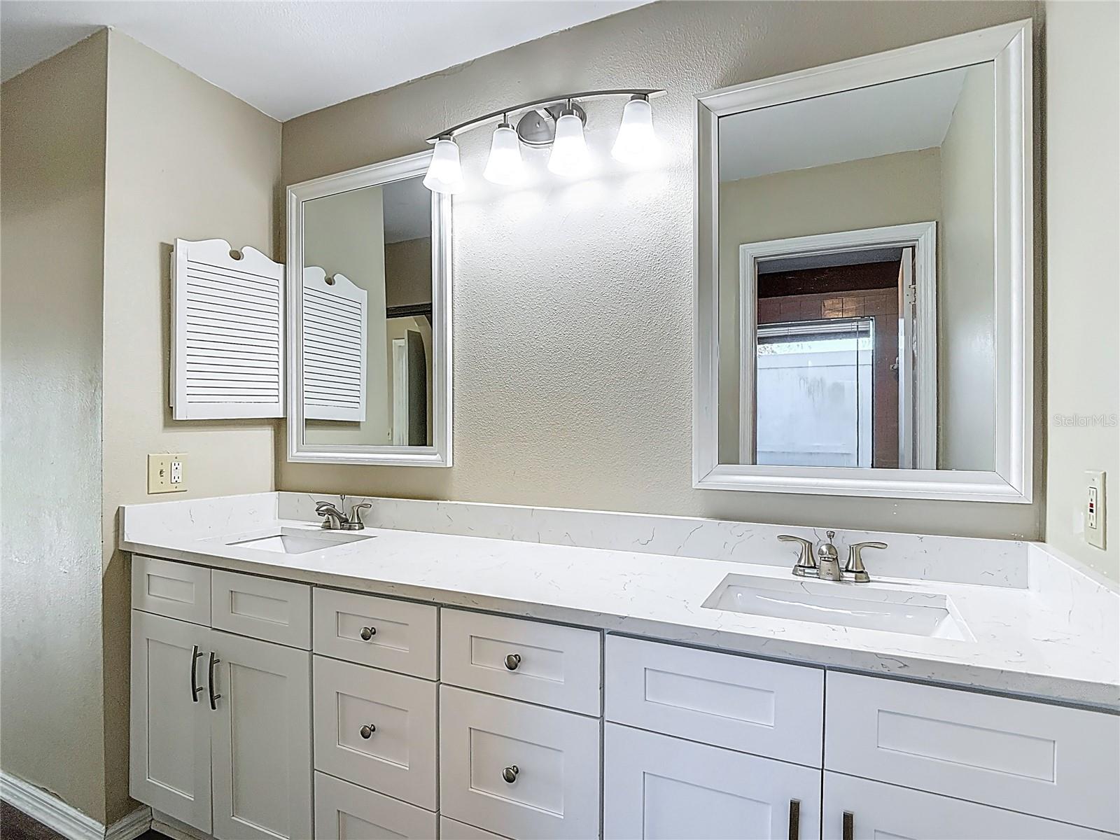 Image 34 of 61 For 1040 Sawyers Court