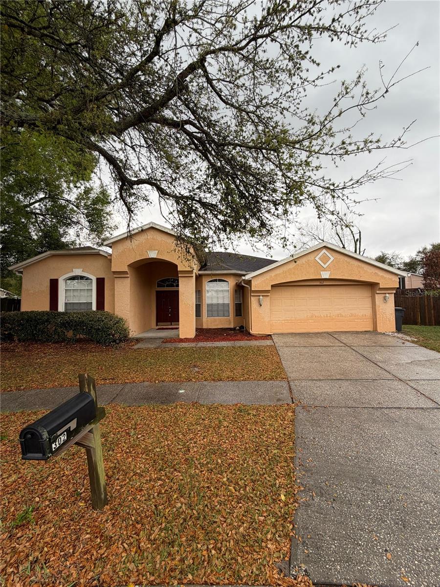 Details for 302 Crystal Goblet Court, VALRICO, FL 33594