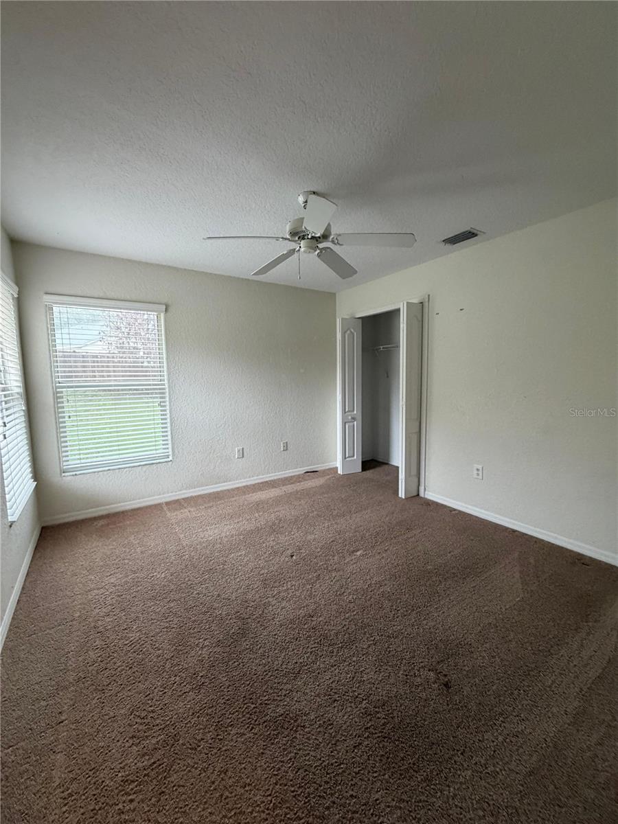 Image 11 of 37 For 302 Crystal Goblet Court