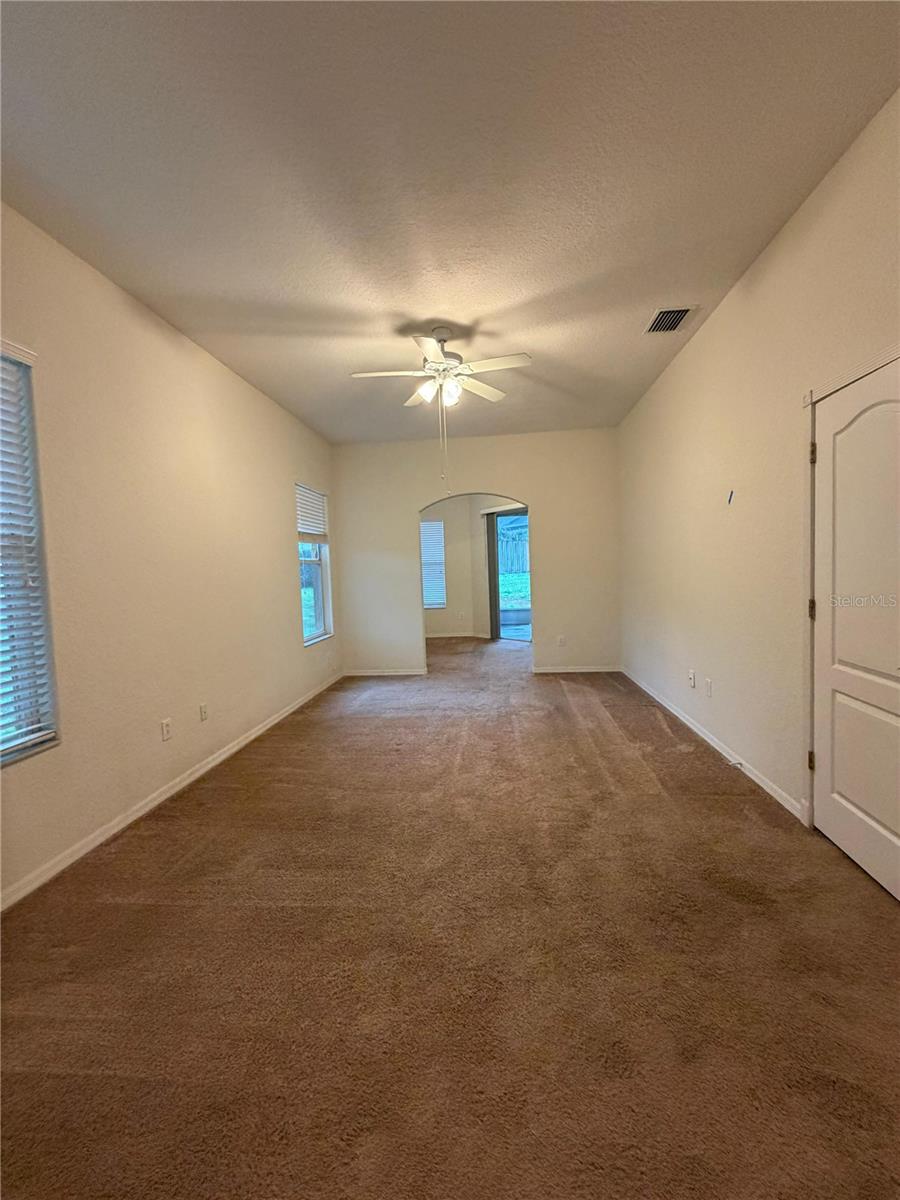 Image 28 of 37 For 302 Crystal Goblet Court